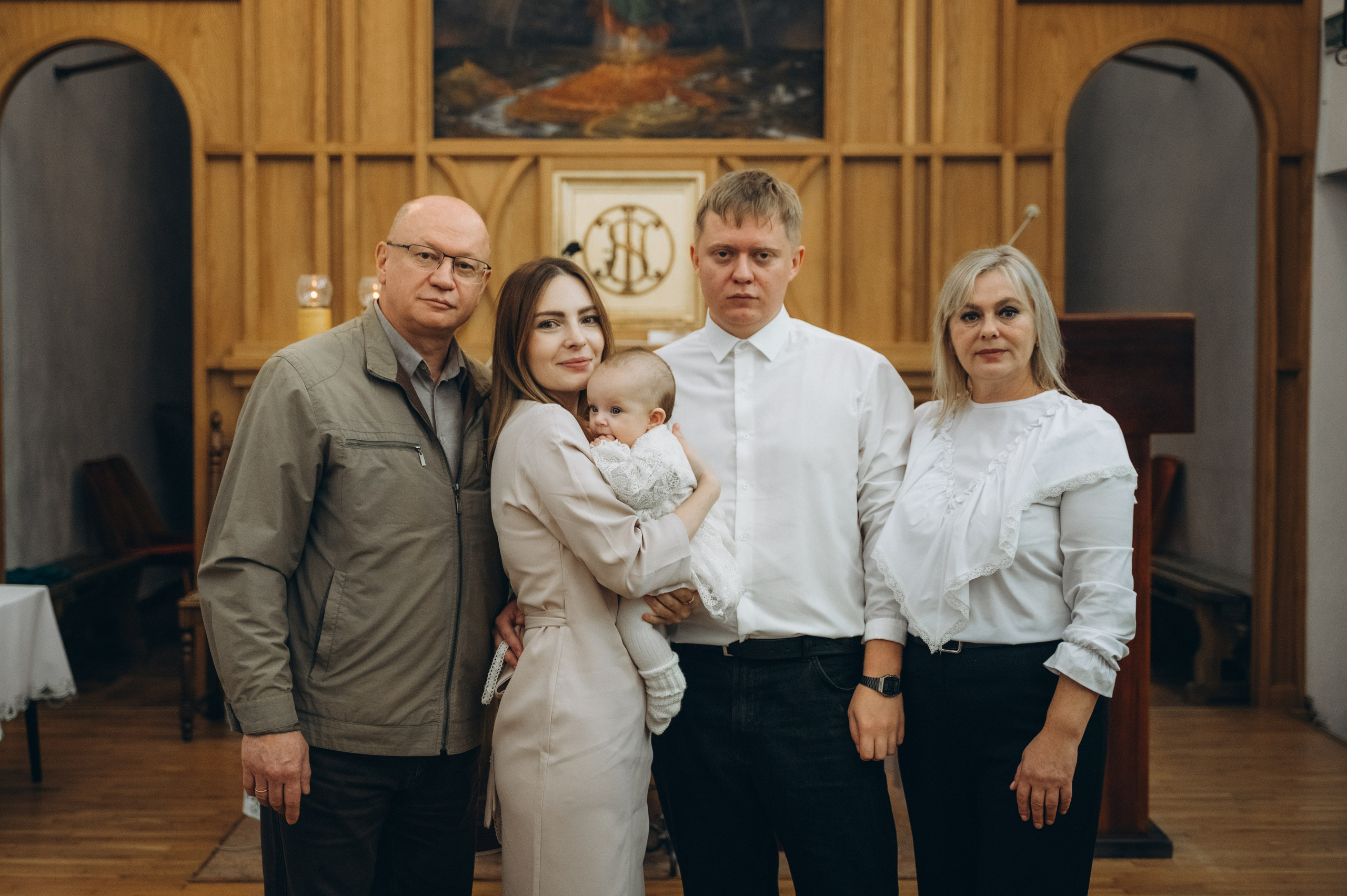 Крещение Эмили (Золотогорский костёл Пресвятой Троицы). Семейный фотограф в Минске Дарья Дреко