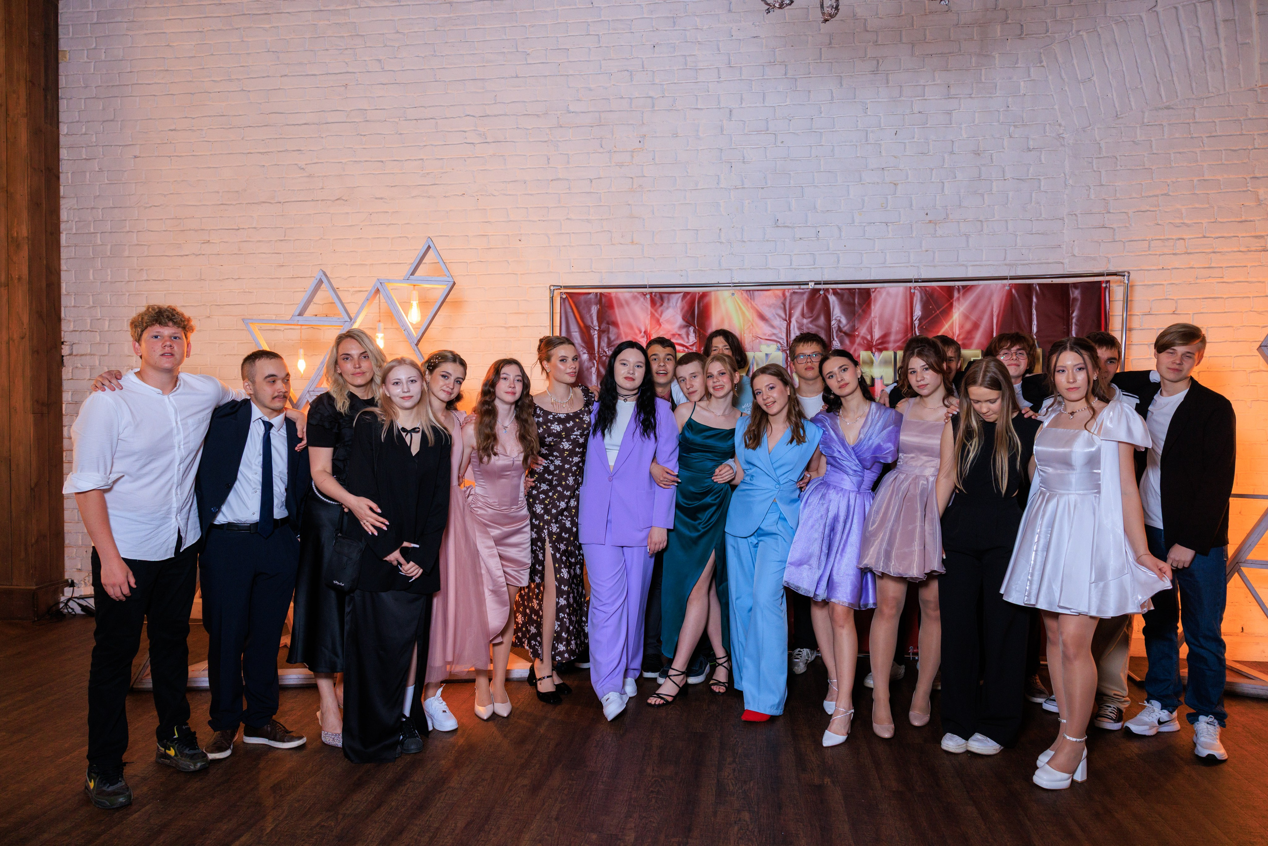 Первая шк. г. Шлиссельбург. Фотограф Александр Заломаев