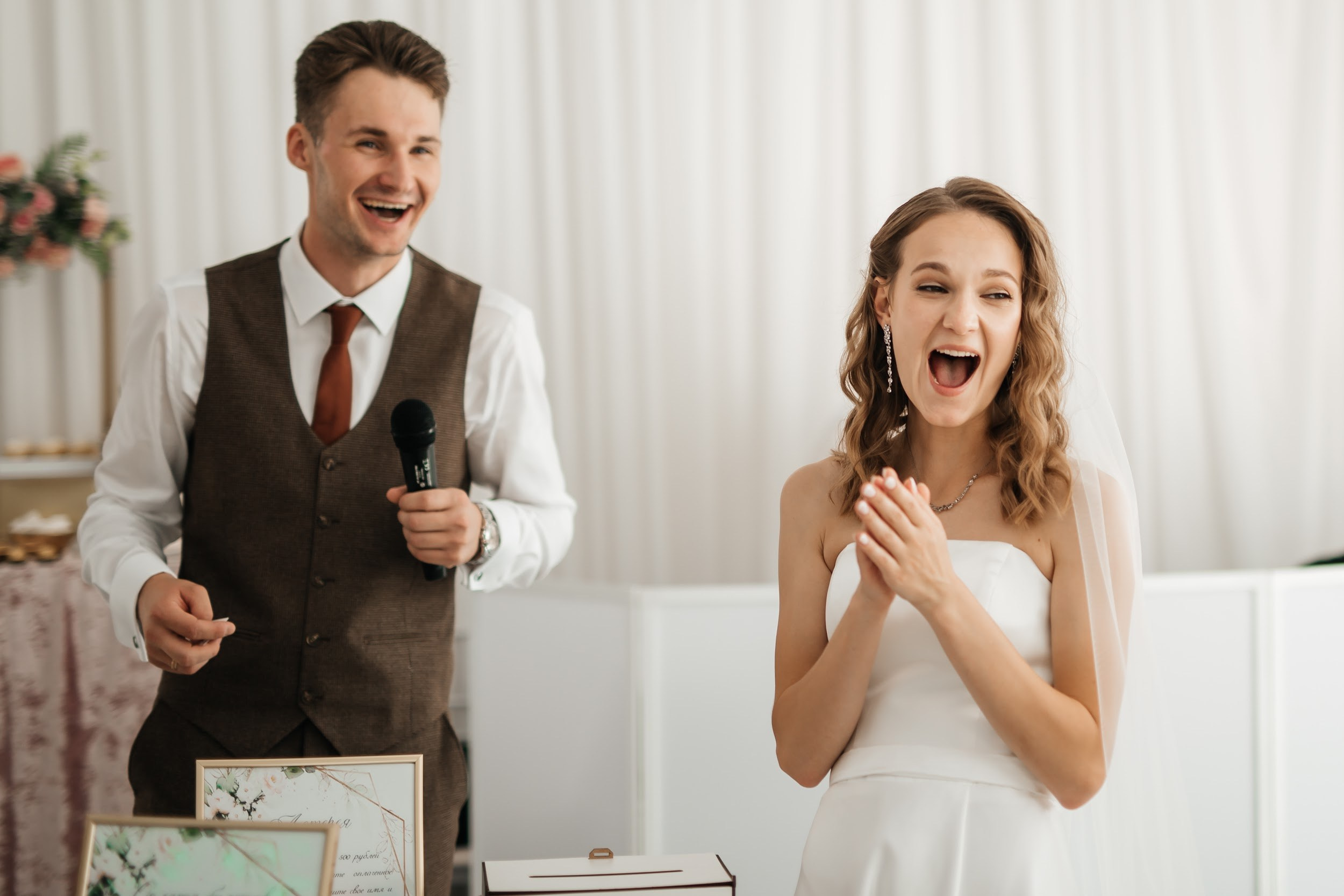 Ведущий Ураков. Подрядчики и друзья сети свадебных площадок House for wedding