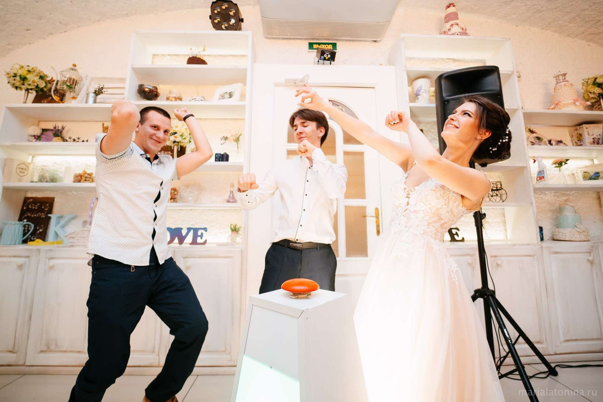 Коля и Люба