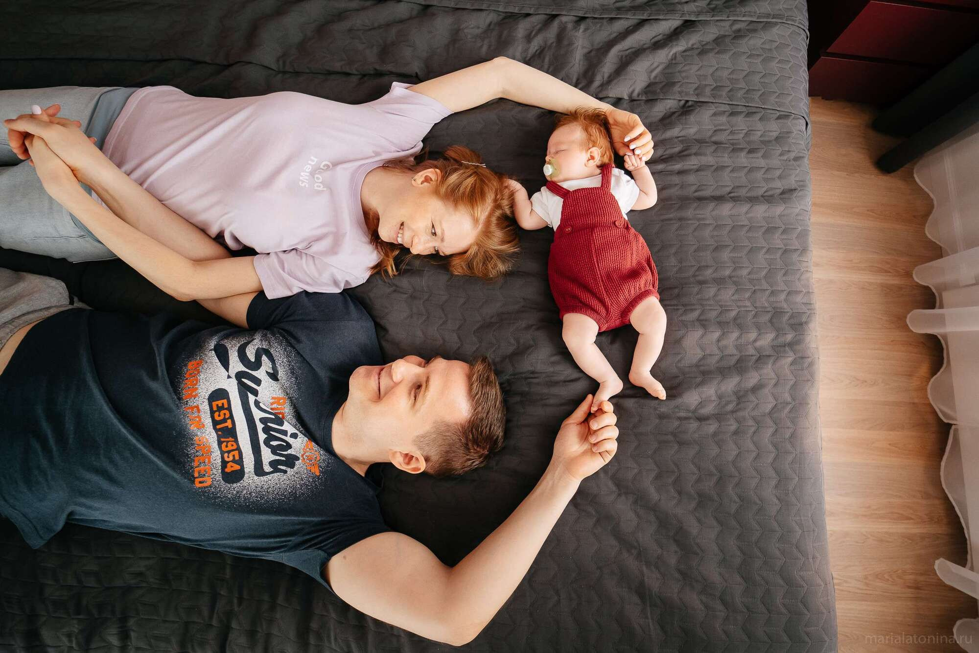 Бордовый домик. Семейный и свадебный фотограф в Санкт-Петербурге и Москве