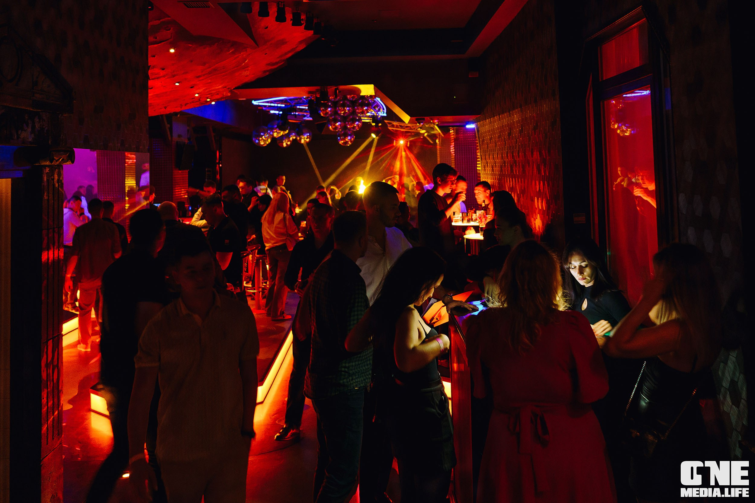 Фоторепортаж из РК Планета. One Media Life: фоторепортажи, фотоотчеты с мероприятий и заведений