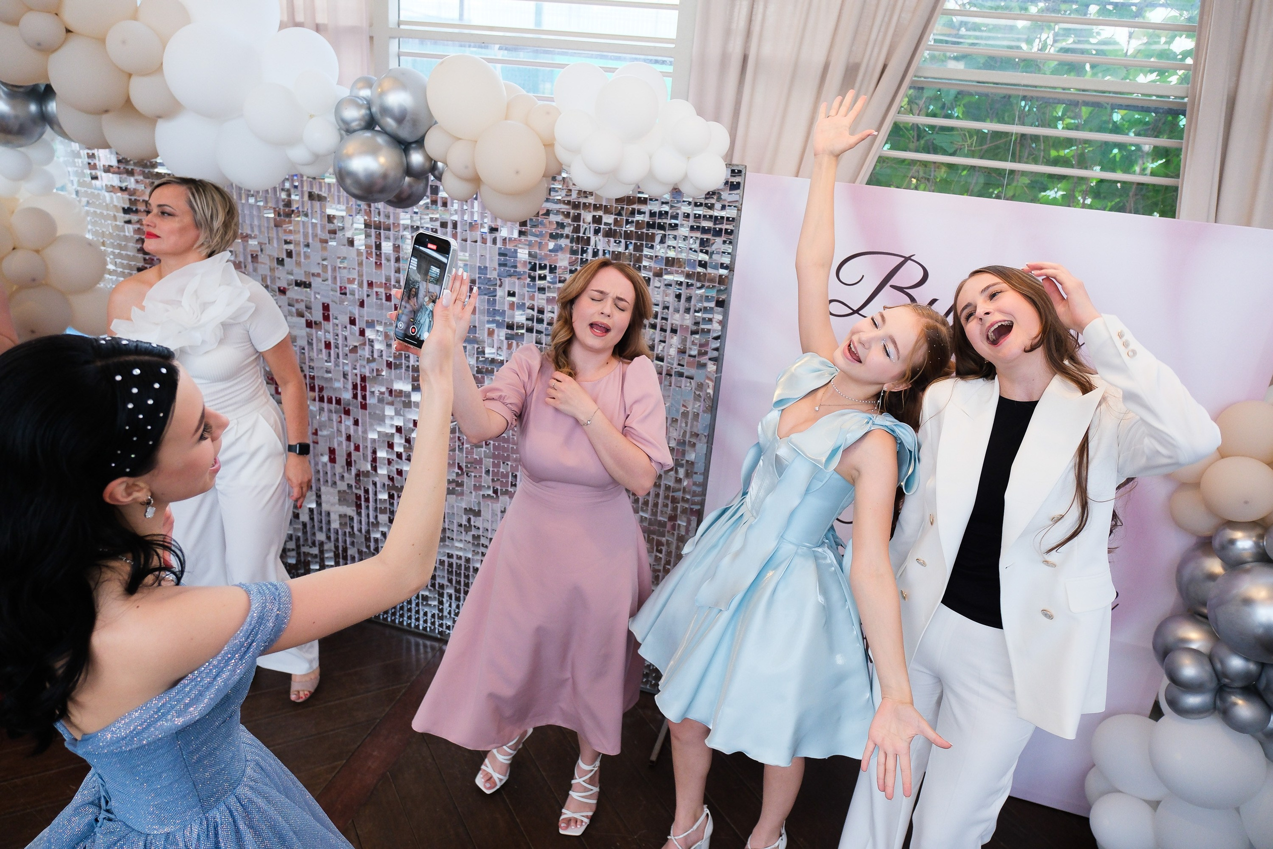 9 Класс Выпускной. Фотограф Анатолий Деникин