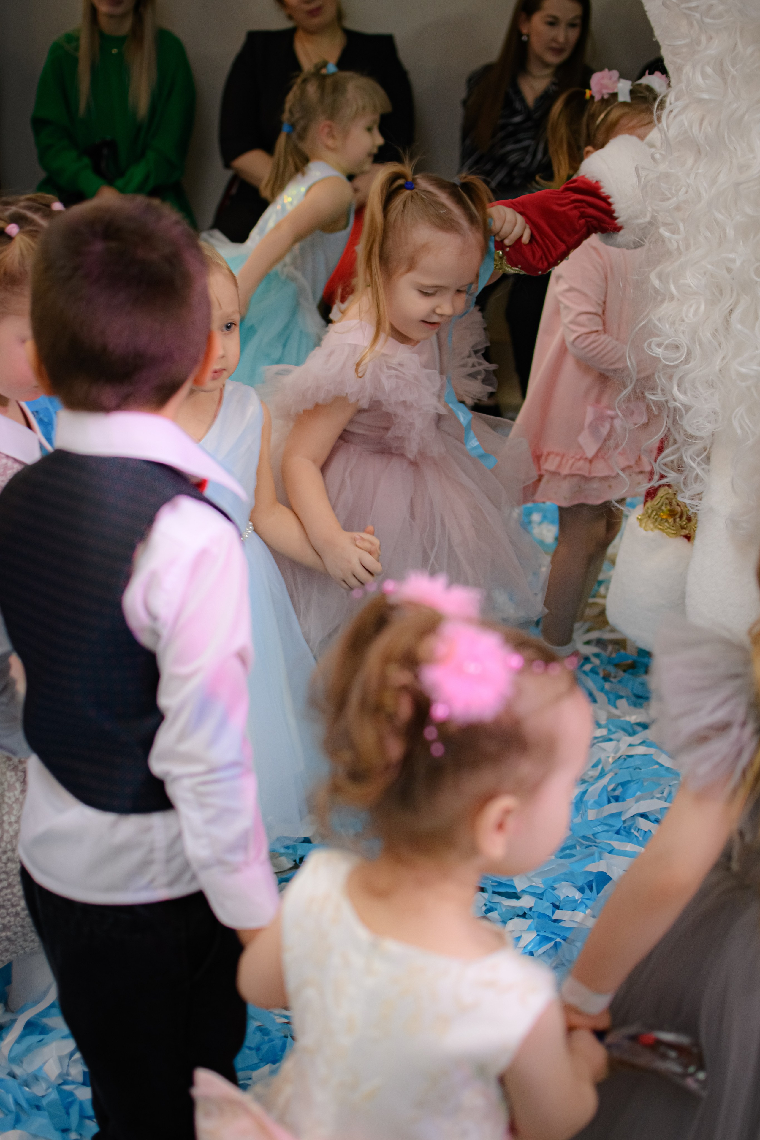 HAPPY NEW YEAR. Photokarish