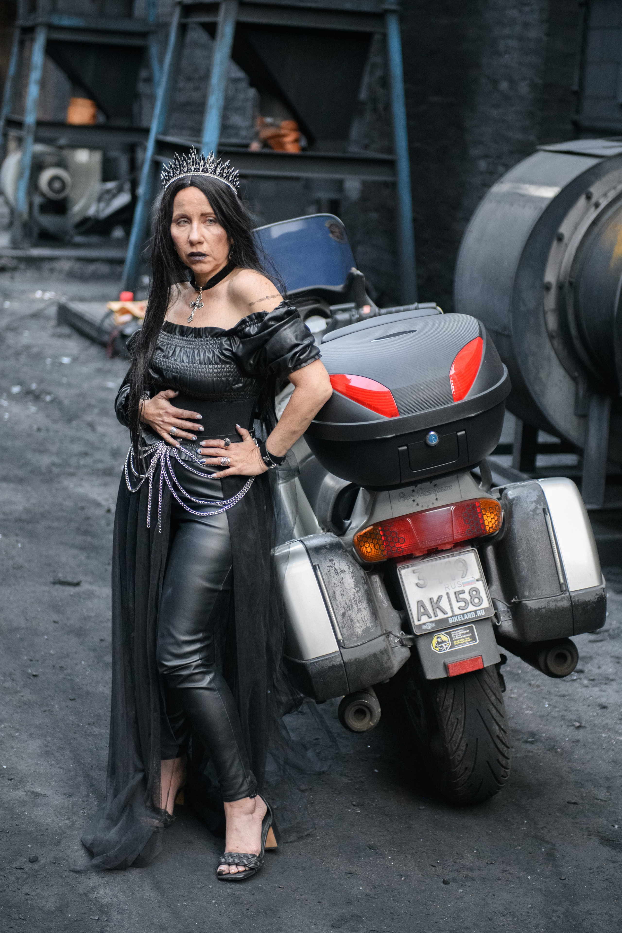 Неформалы. Людмила Москалева.