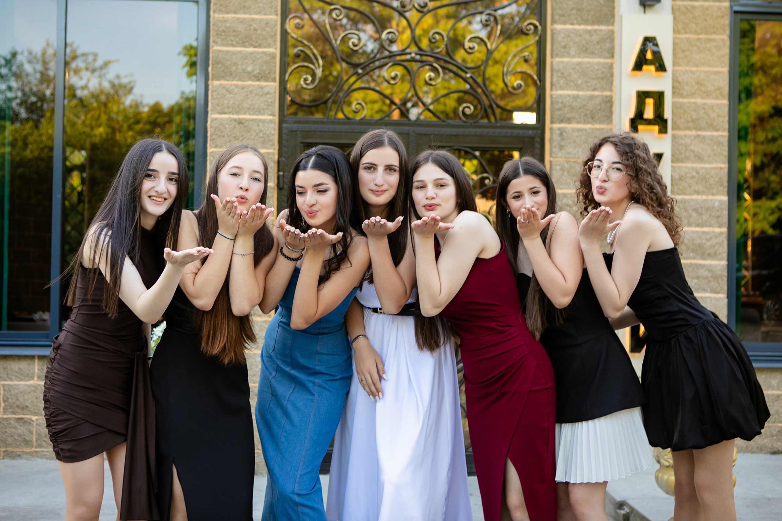 Съемки в ресторанах (свадьбы, юбилеи, выпускные вечера). Семейный и детский фотограф Марина Баладьян Сочи / Краснодар / Москва