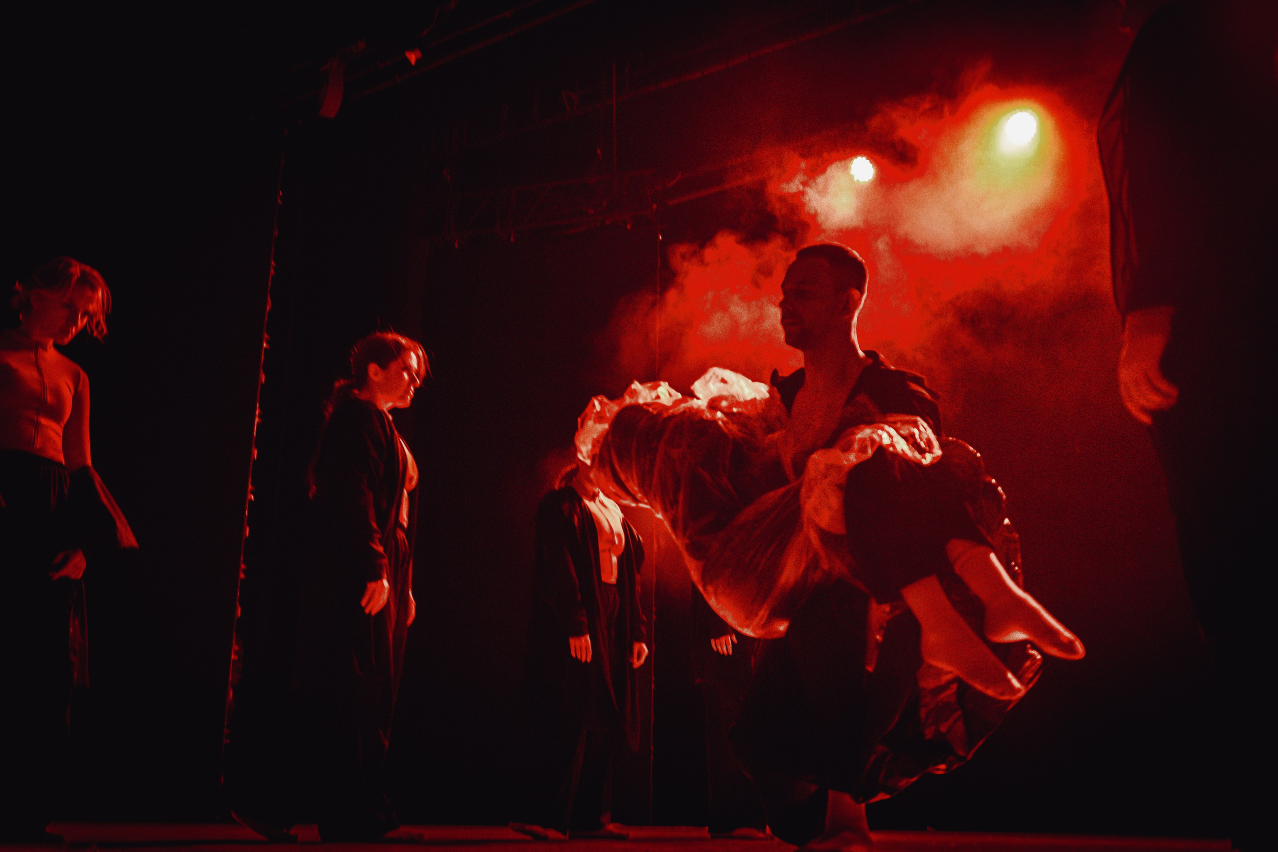 Baccarat Спектакль «Интенция» 10 / 2024. ФОТОГРАФ ЕКАТЕРИНБУРГ