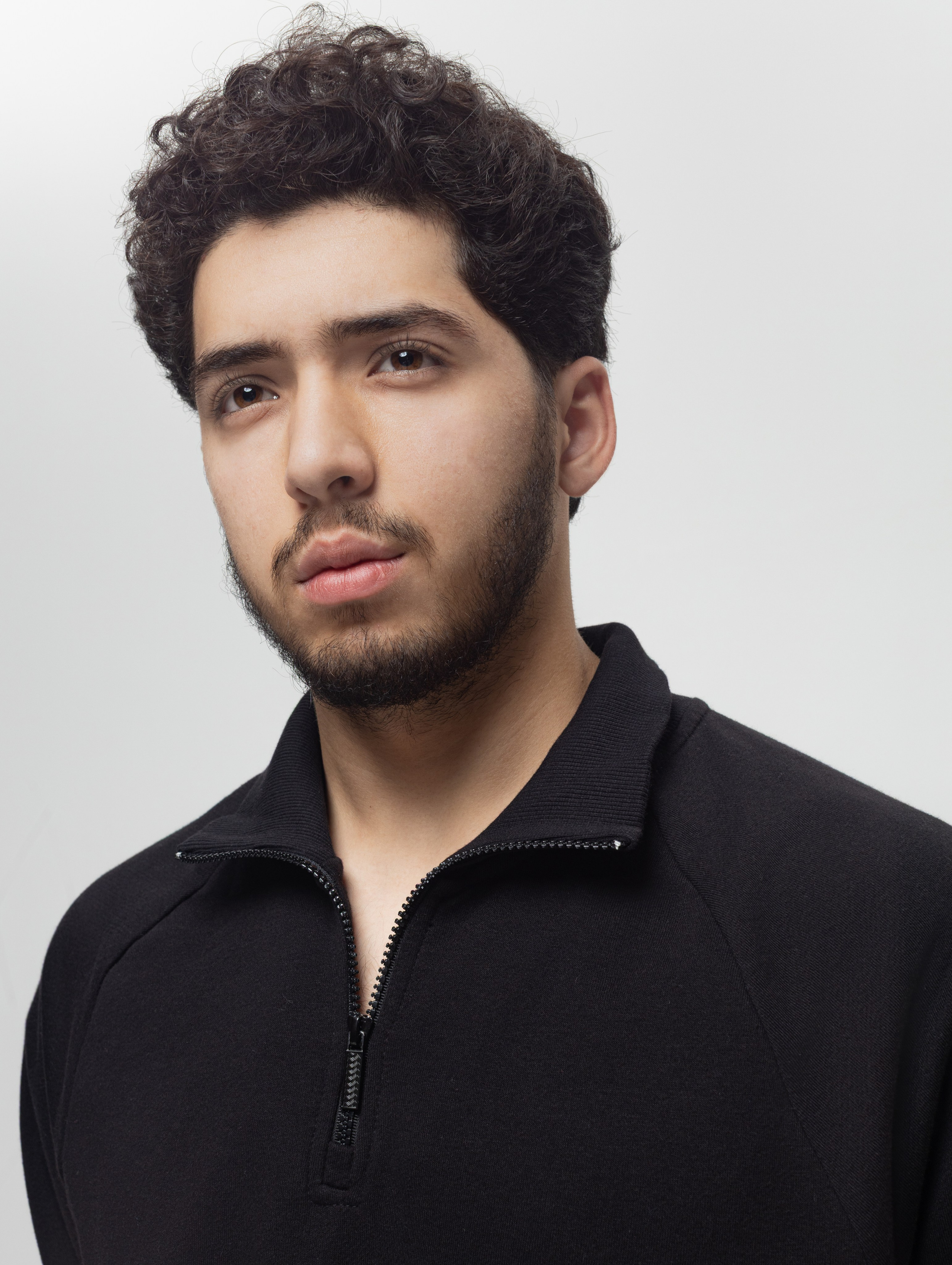 Commercial & Fashion. Commerce & art photographer