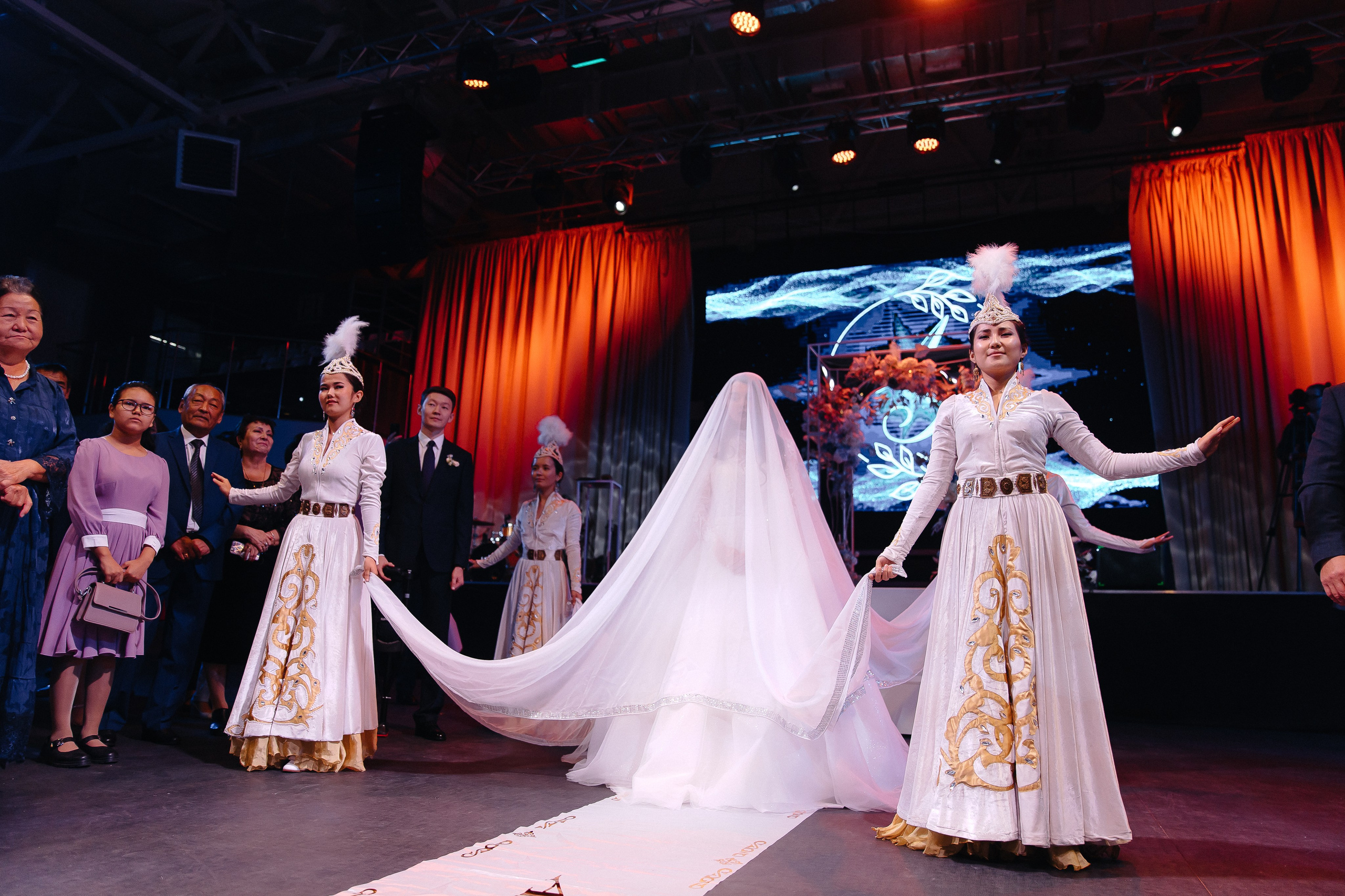 Алибек & Эльвира. Свадебный фотограф Евгений Мирончев