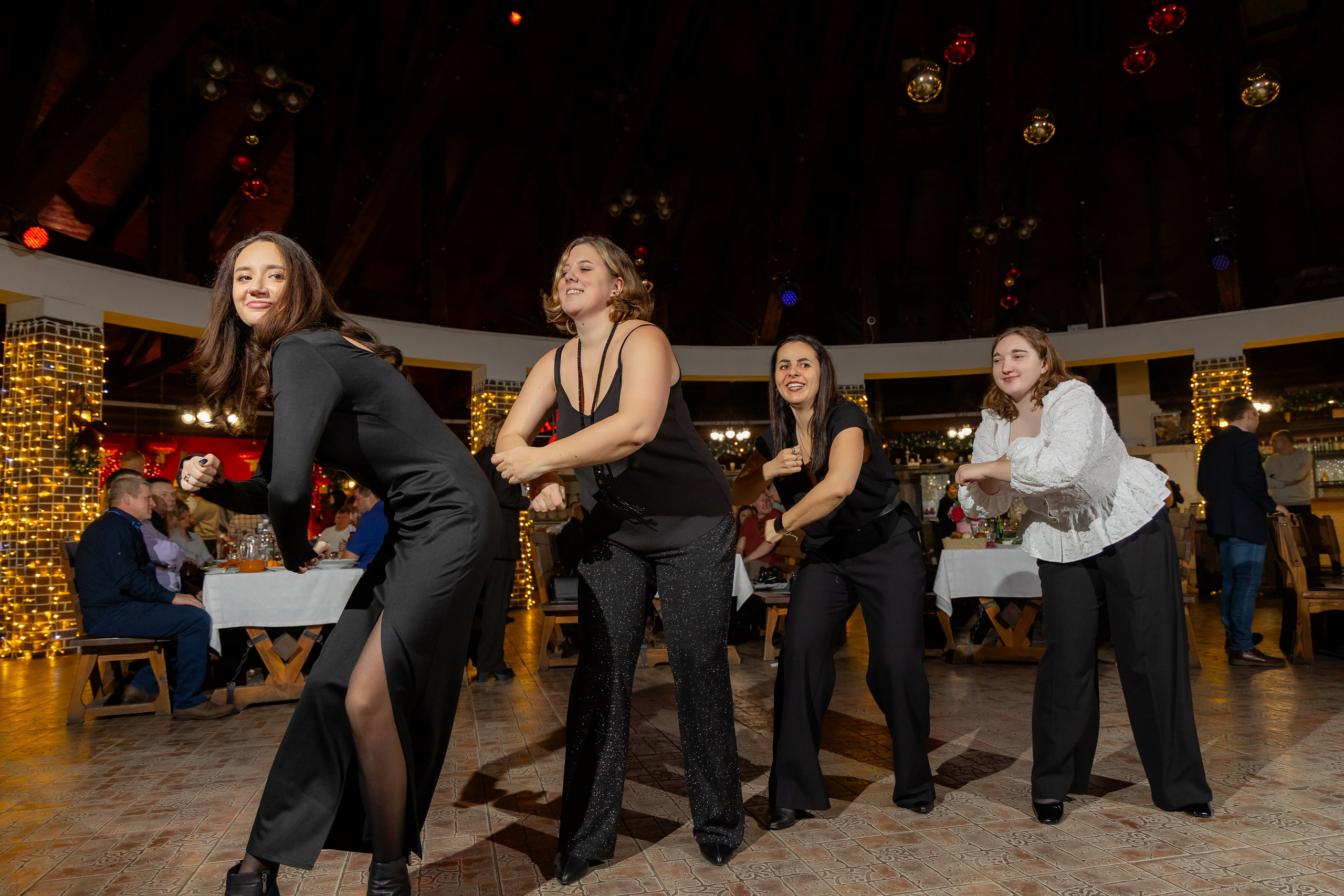 Корпоративная новогодняя съемка для логистической компании ИТА. Свадебный фотограф в Минске/Беларуси Сергей Спиридонов