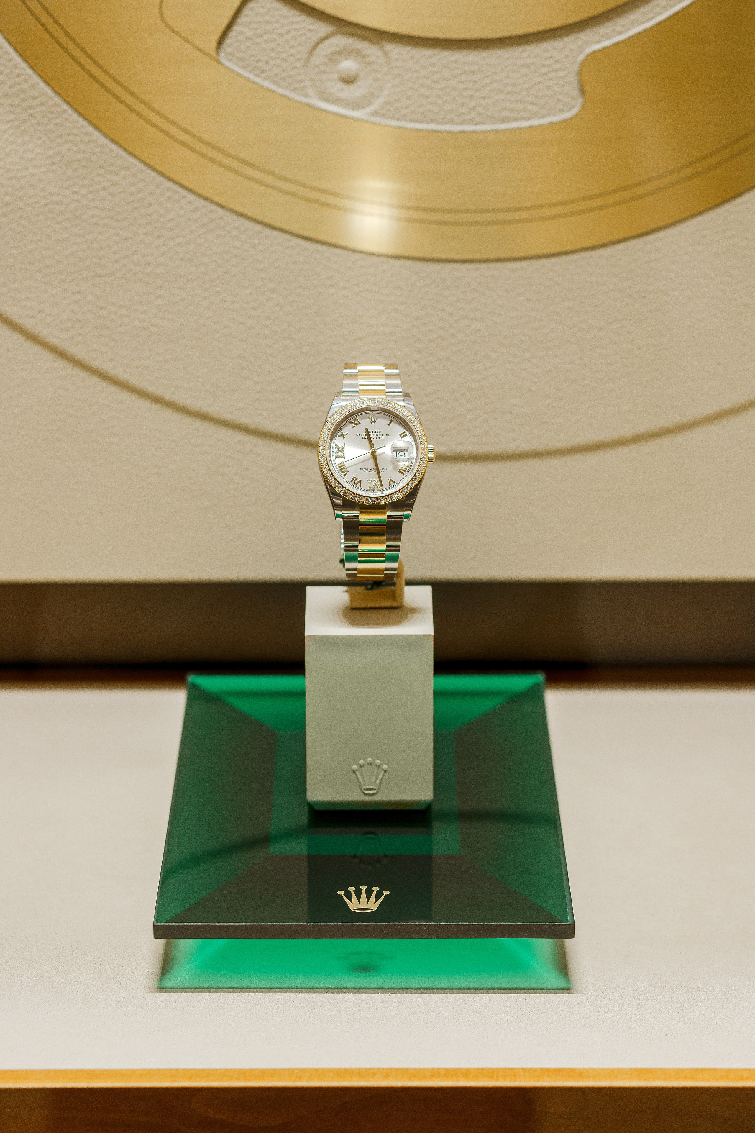 Шоу руум. Репортажный фотограф в Алмате Чумаков Георгий