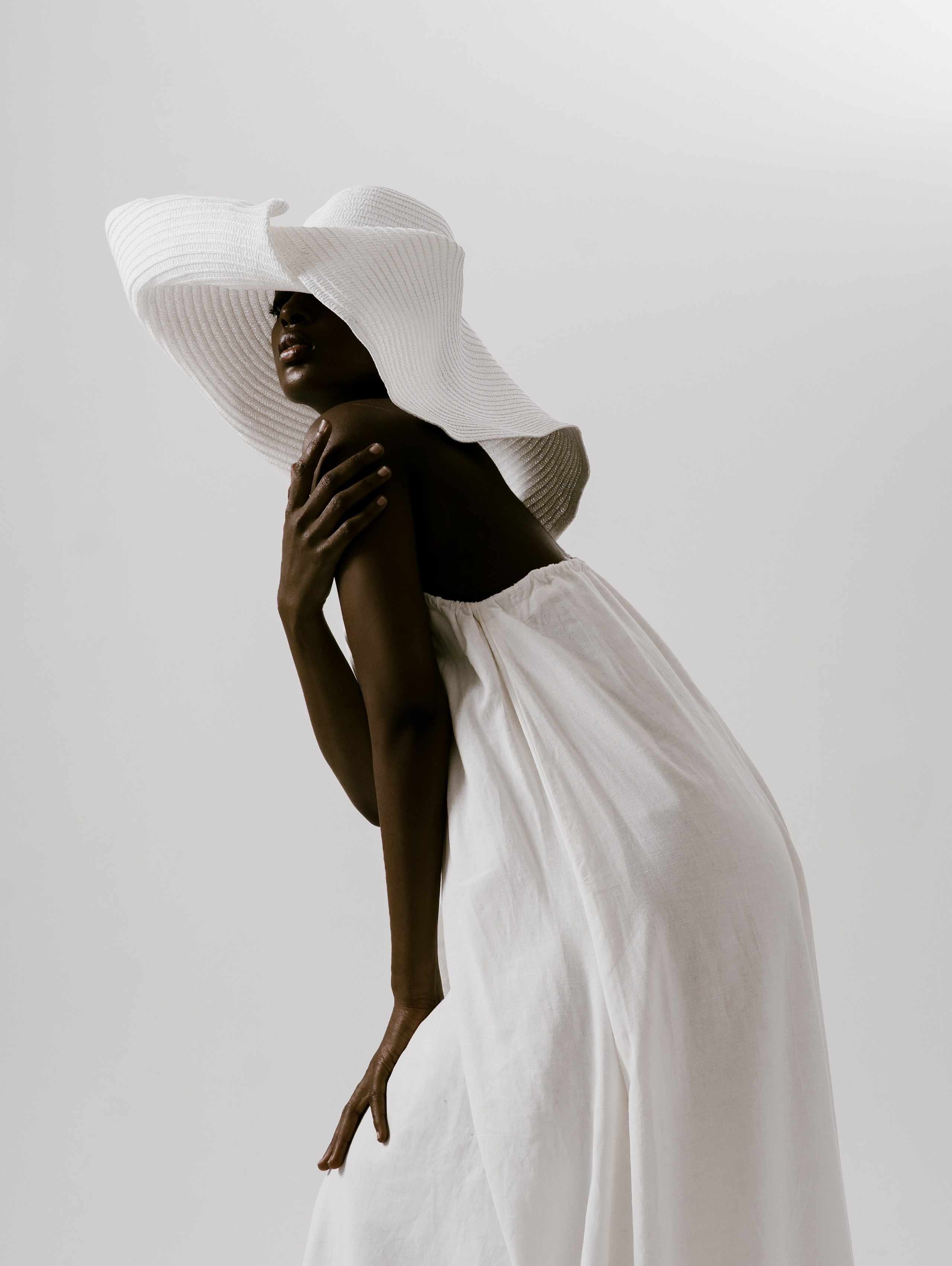 Контрастная фэшн. Женский фотограф Санкт-Петербург