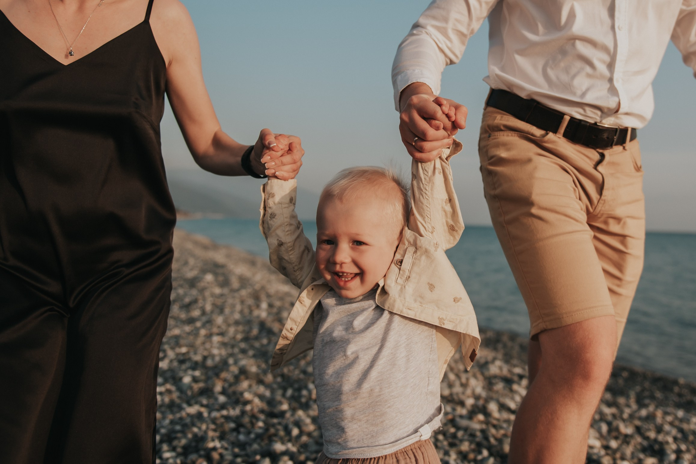 На диких пляжах Абхазии. Гячрыпш. Свадебный и семейный фотограф София Невская