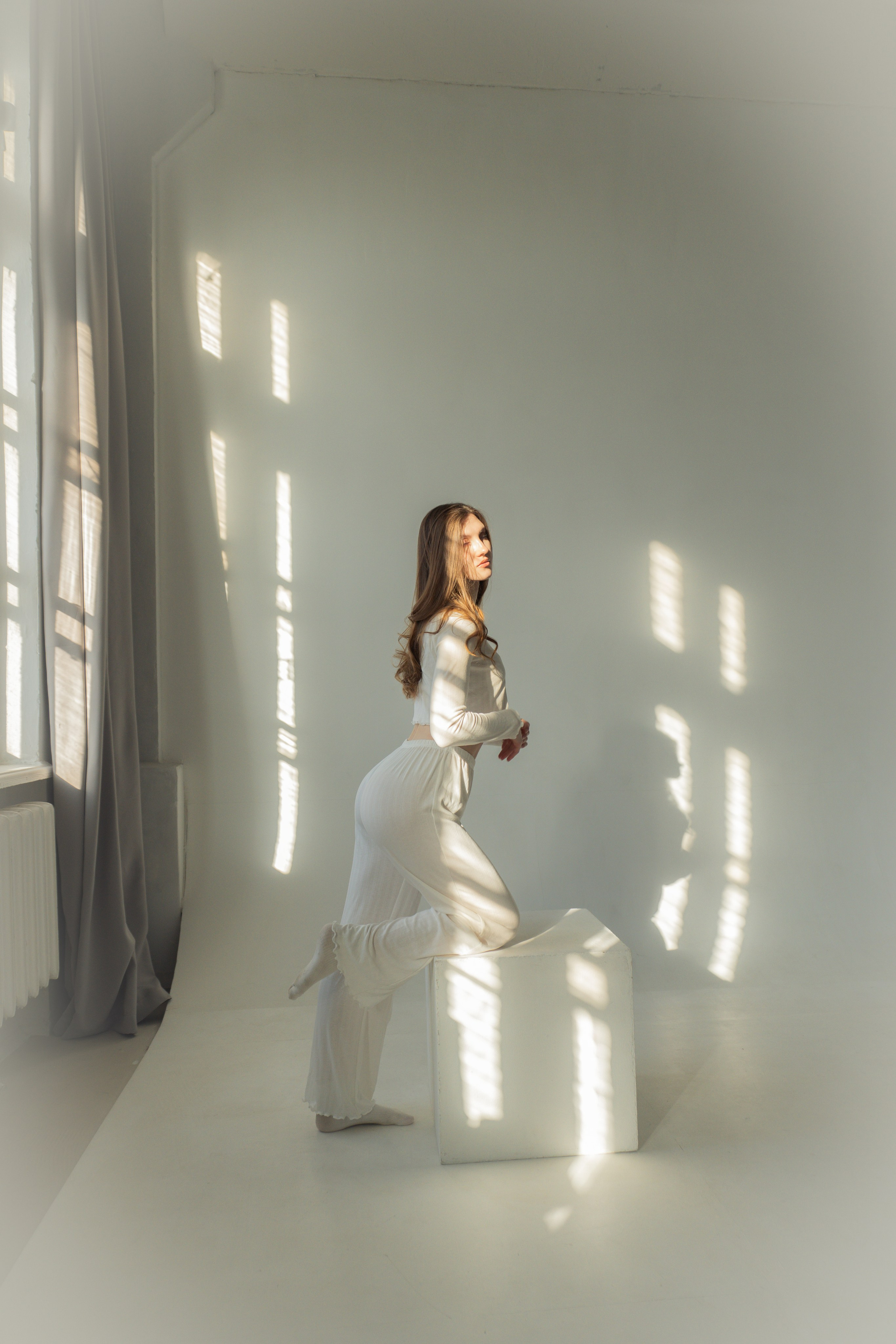Julia. Я — Алёна и я фотографирую красиво (е)