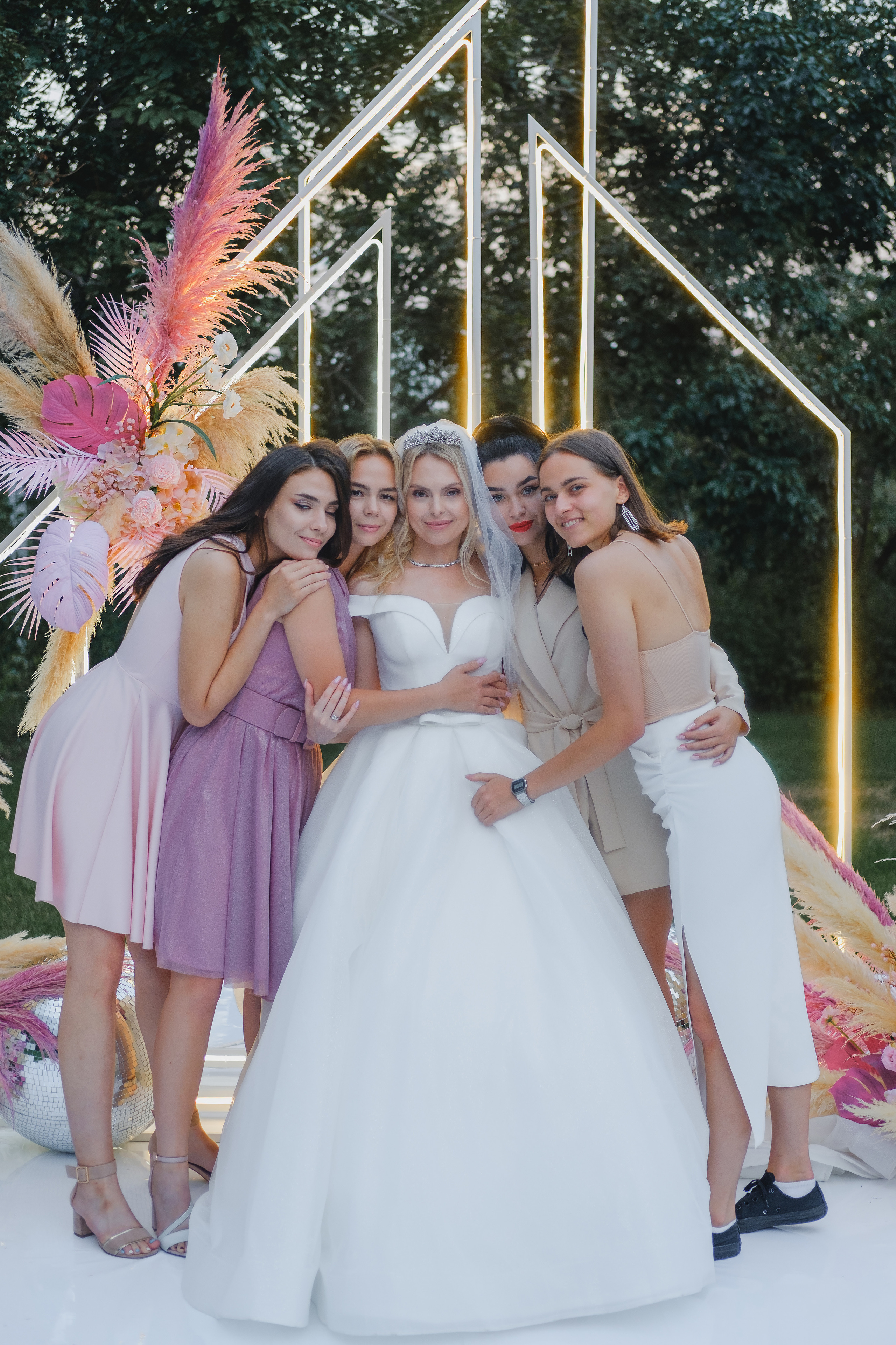 Фотограф, свадьба, свадебный фотограф, Владивосток, невеста, платье, букет