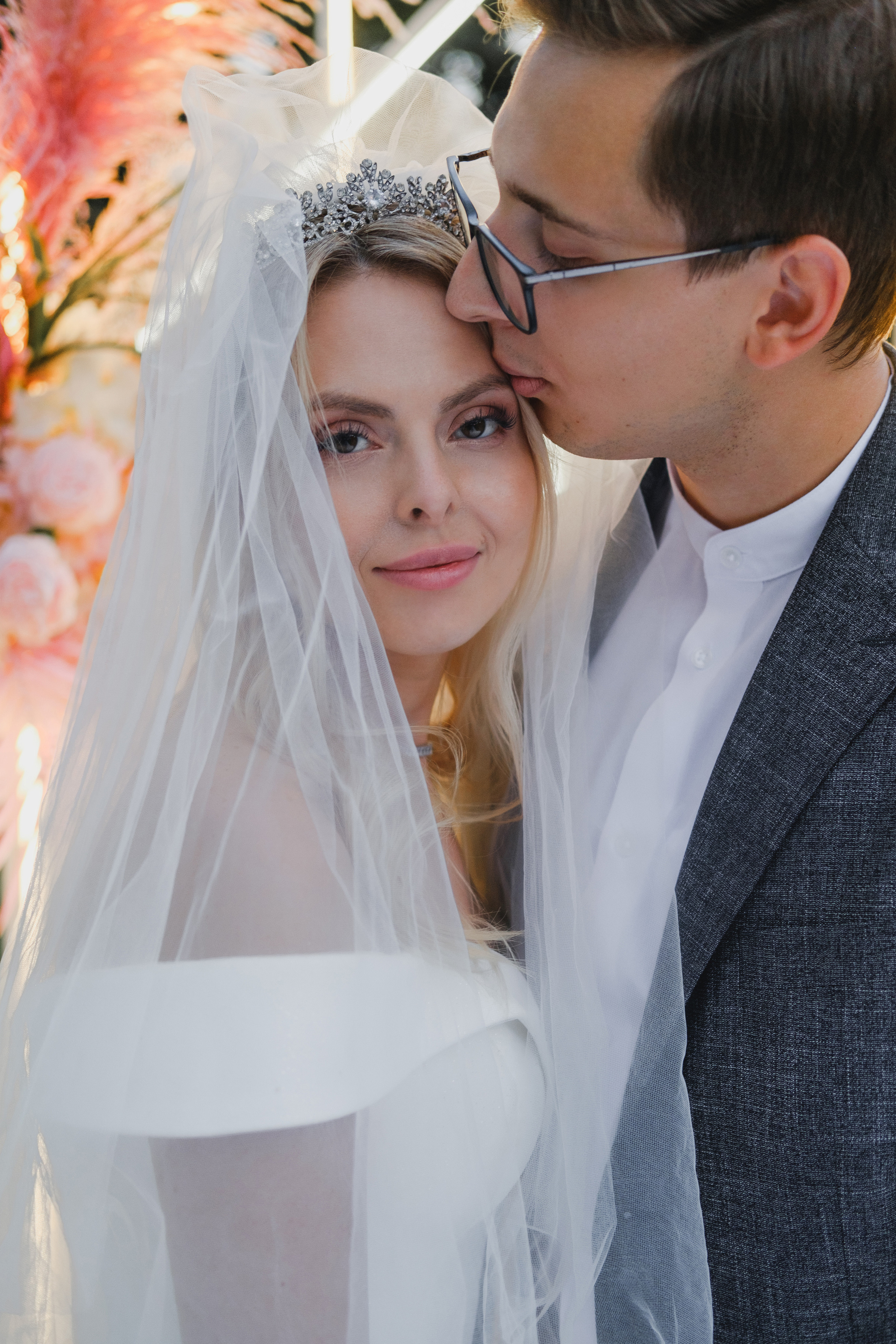 Фотограф, свадьба, свадебный фотограф, Владивосток, невеста, платье, букет