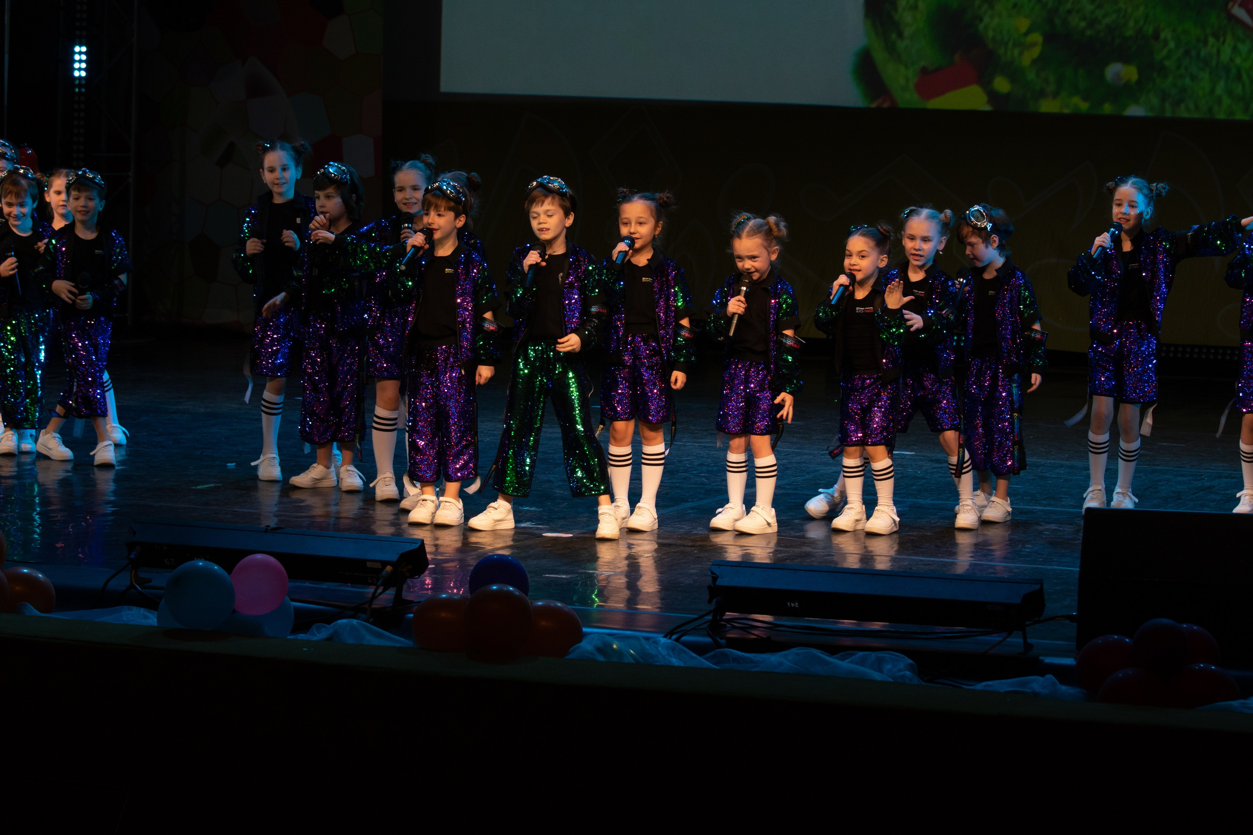 Съёмка концерта для Домисольки, большой концертный зал Космос. «Студия DRONAVT`s» — видеосъёмка и фотография г. Москва