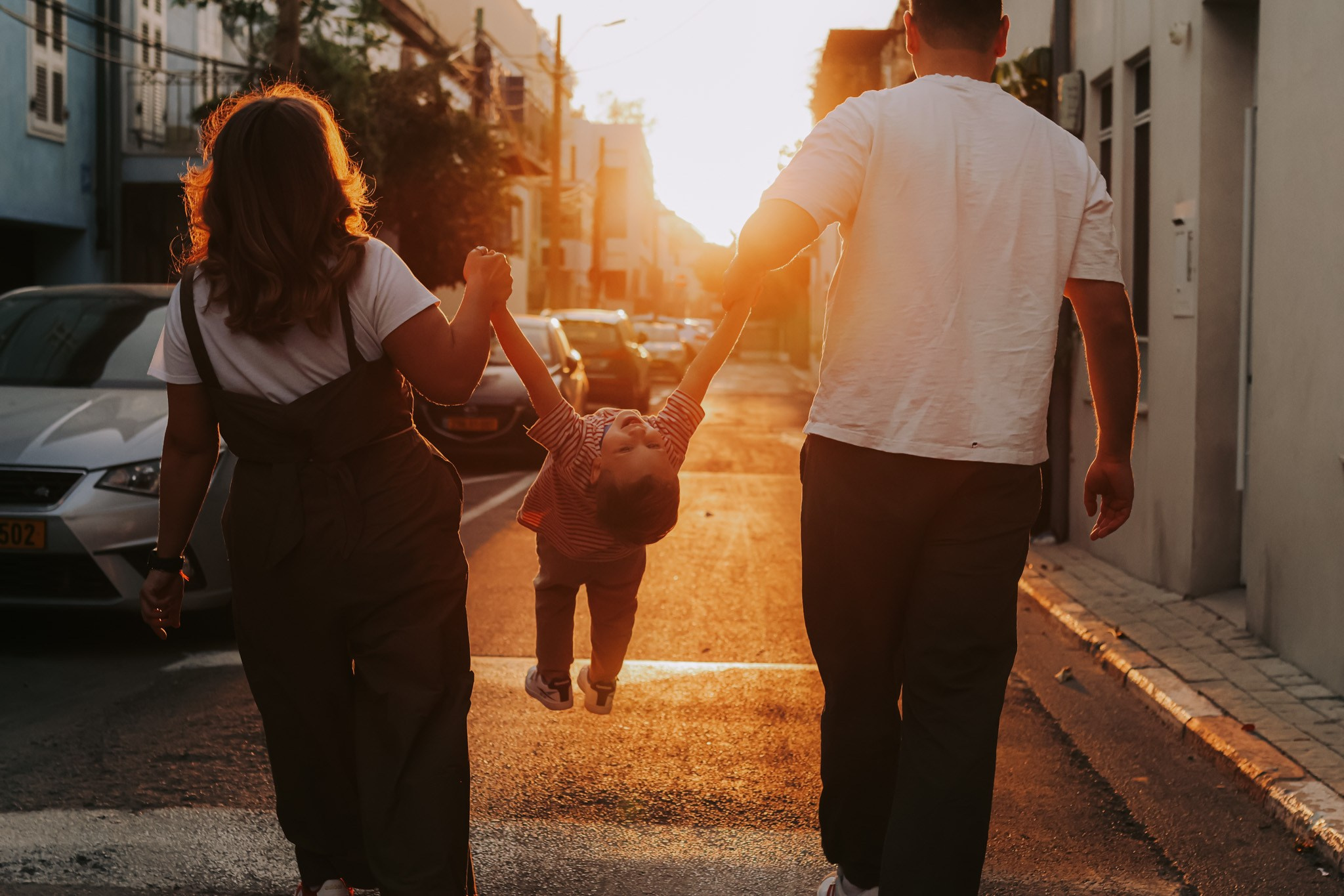 Nata, Misha and Mark, Tel Aviv | November 2025. Photographer in Israel Alice Milchin