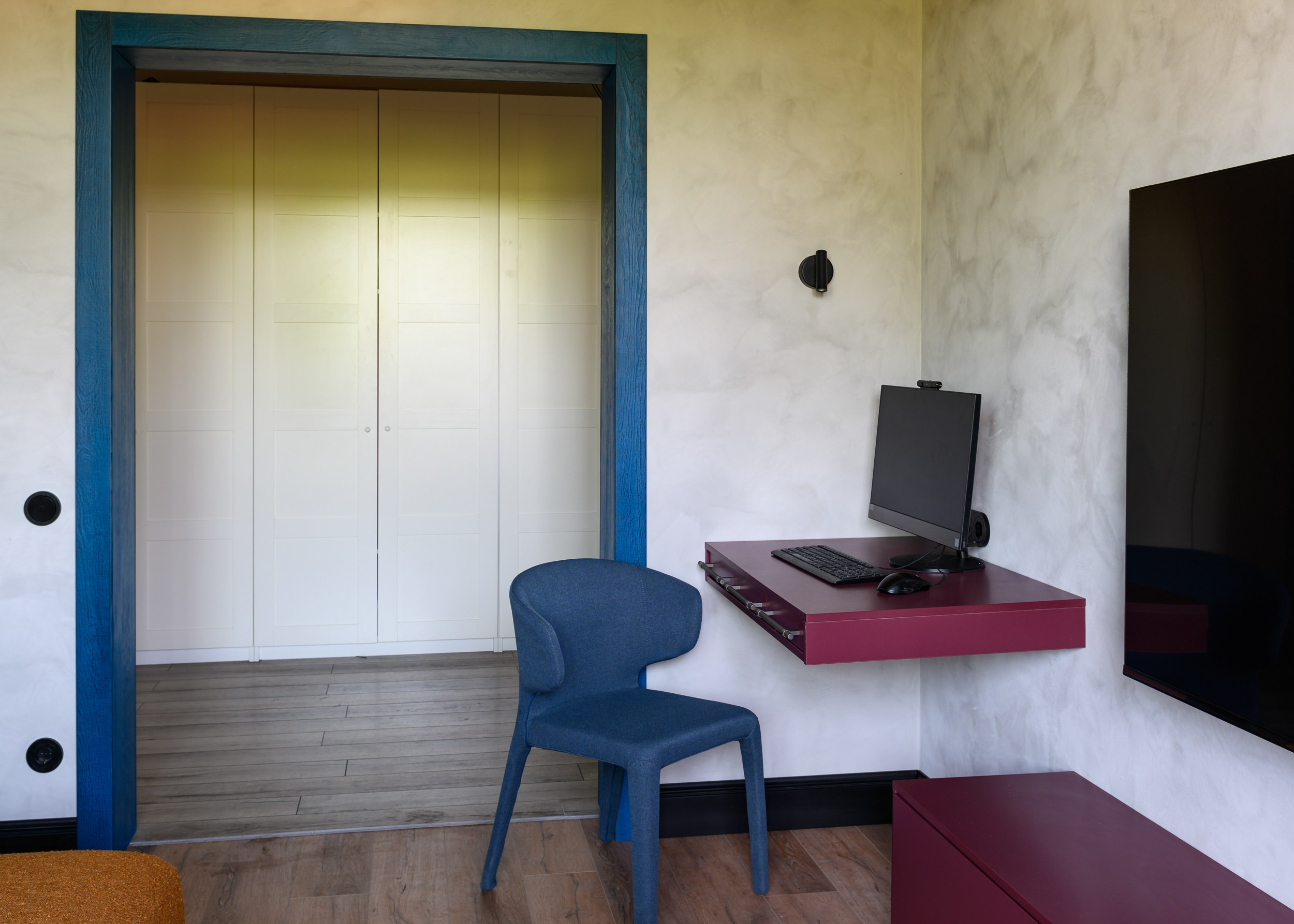 Шкаф для НТВ телепрограмма «Квартирный вопрос». Пространство