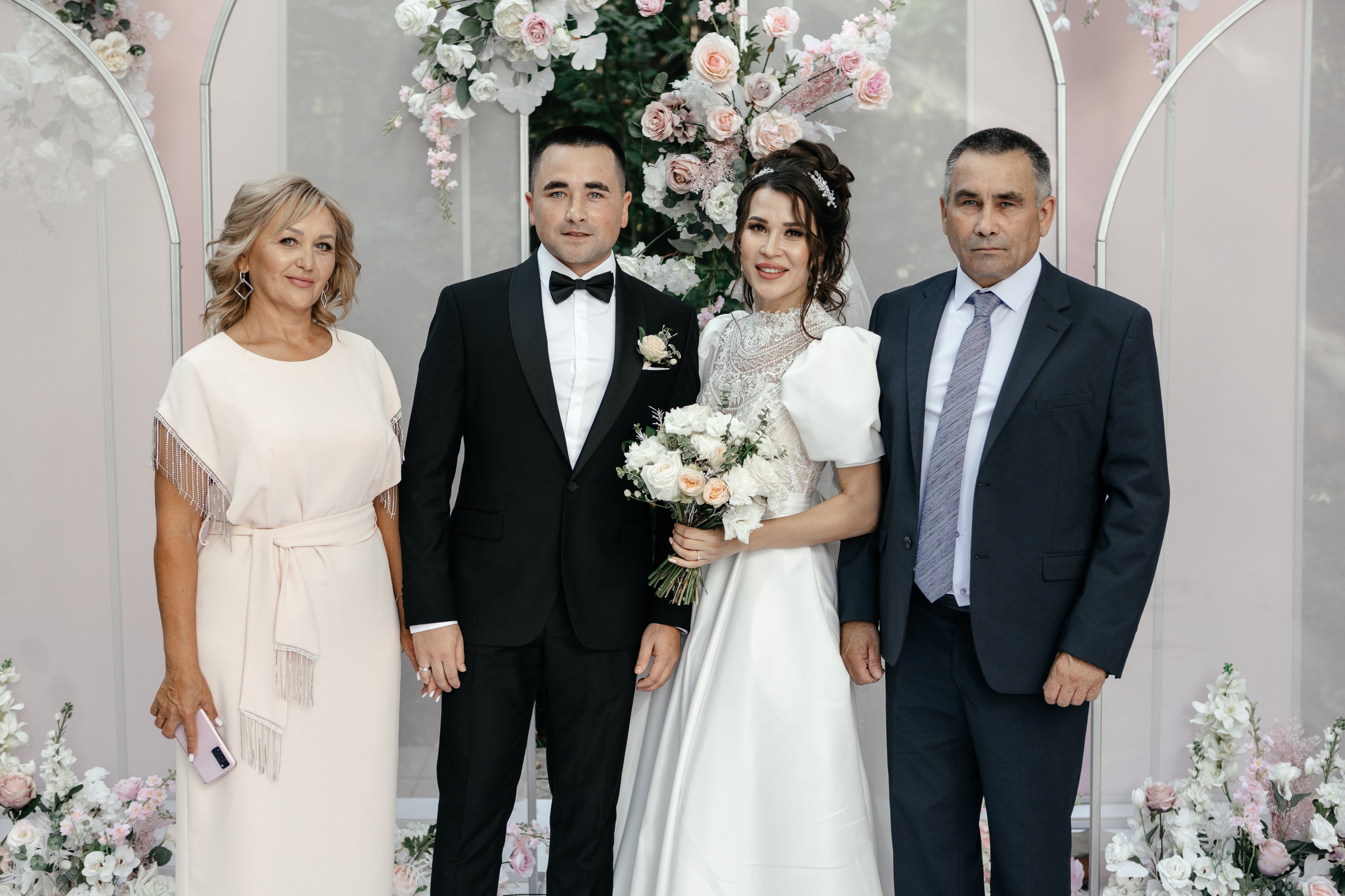 Свадебный фотограф Уфа — Руслан ГабдлисламовЖивые эмоции, красивые кадры, воспоминания на всю жизнь.Работаю по всей Республике Башкортоста. Свадебный фотограф Уфа Руслан Габдлисламов