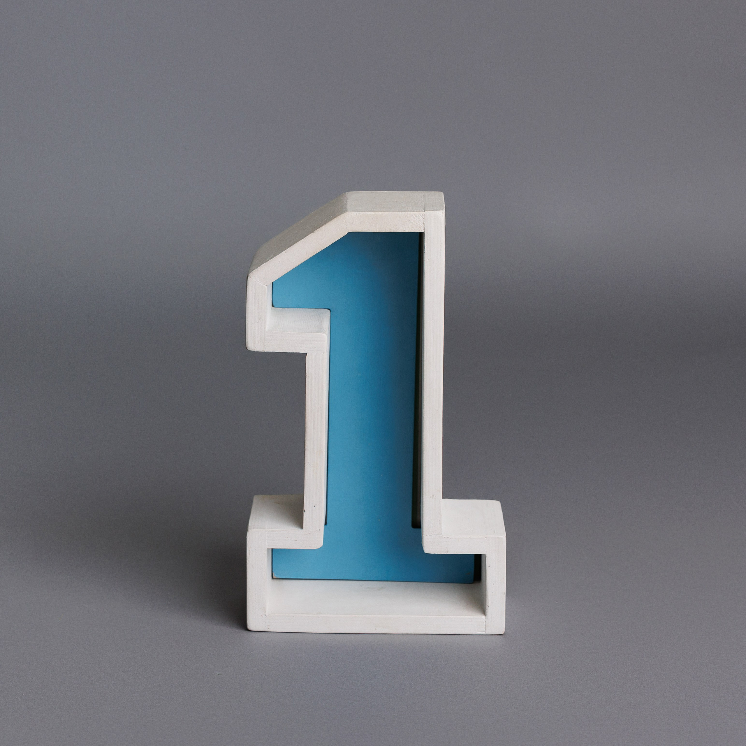 ДЕРЕВЯННЫЙ РЕКВИЗИТ. Фотостудия в Строгино