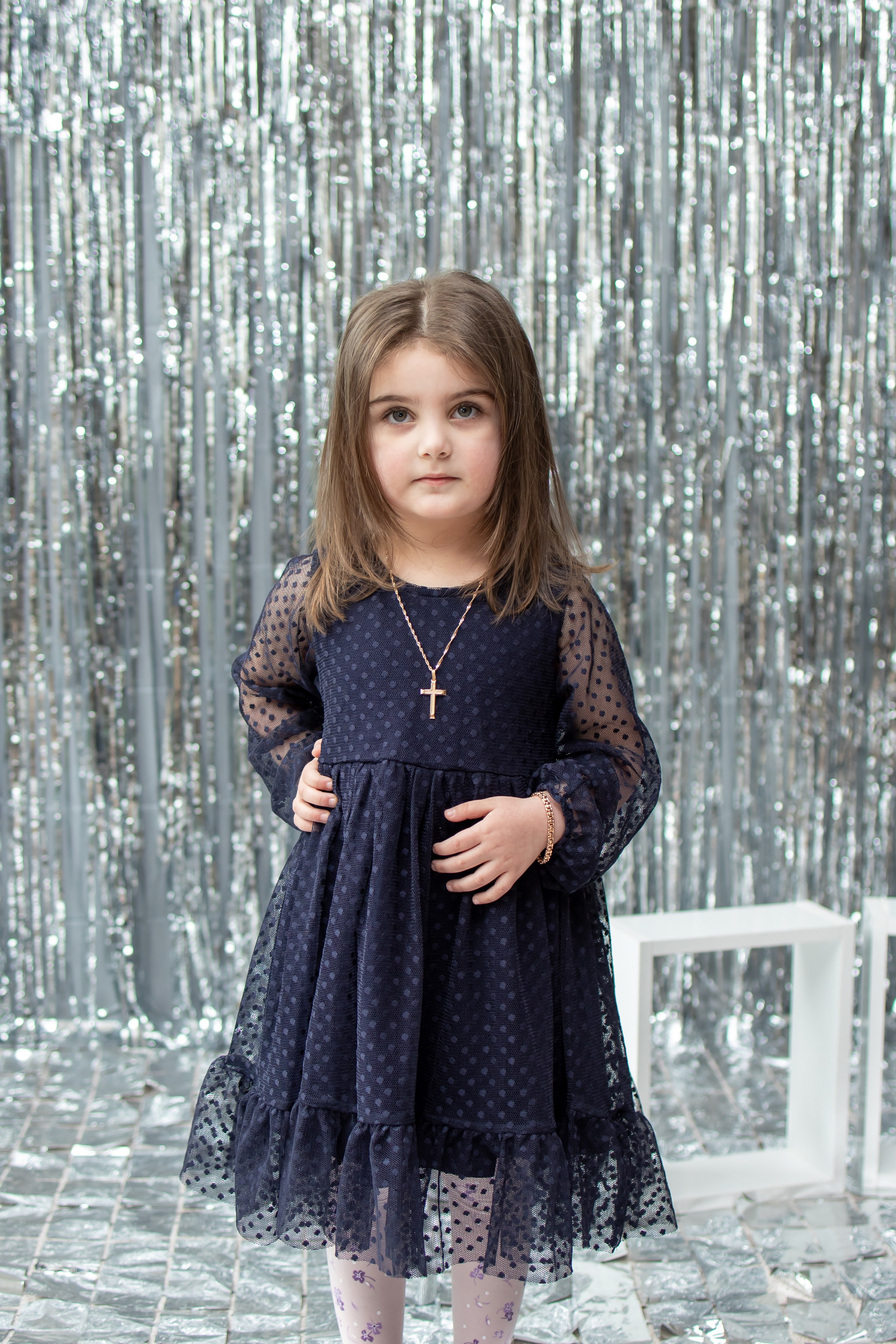 Саргсян Мери. Model base