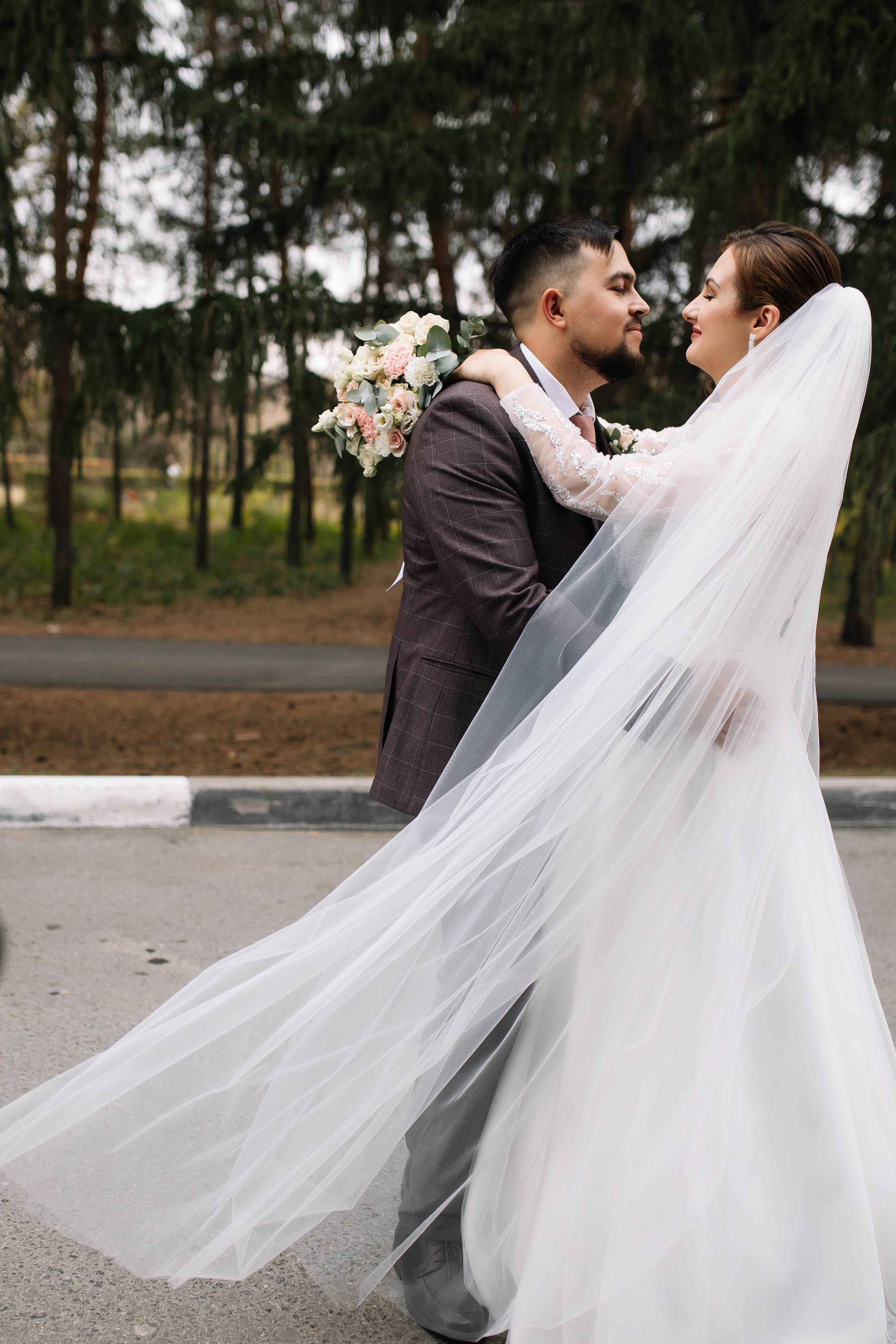 Антон и Раиса. Свадебный фотограф и видеограф в Омске — Виталий и Алёна Орлянд