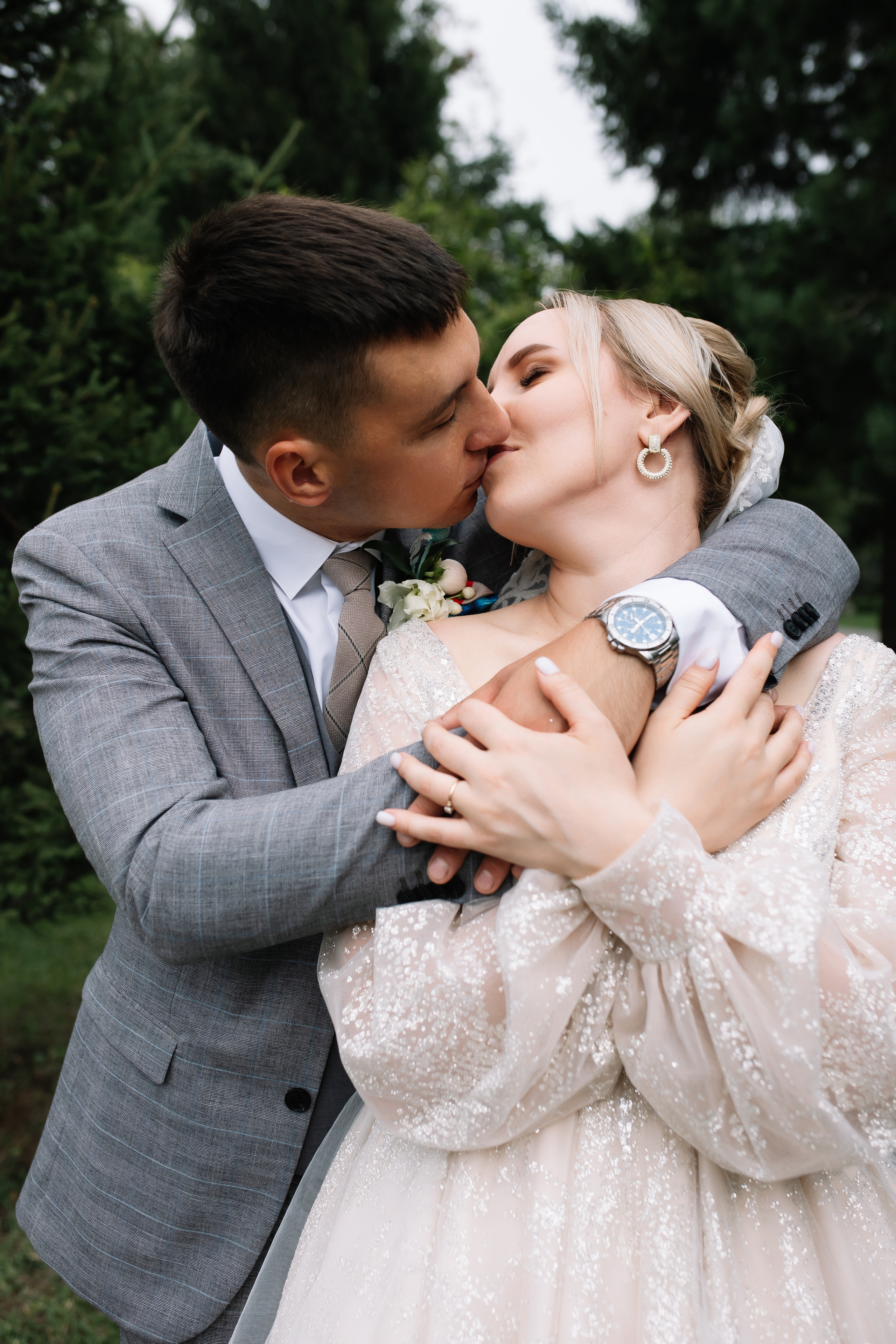 Вера и Денис. Свадебный фотограф и видеограф в Омске — Виталий и Алёна Орлянд