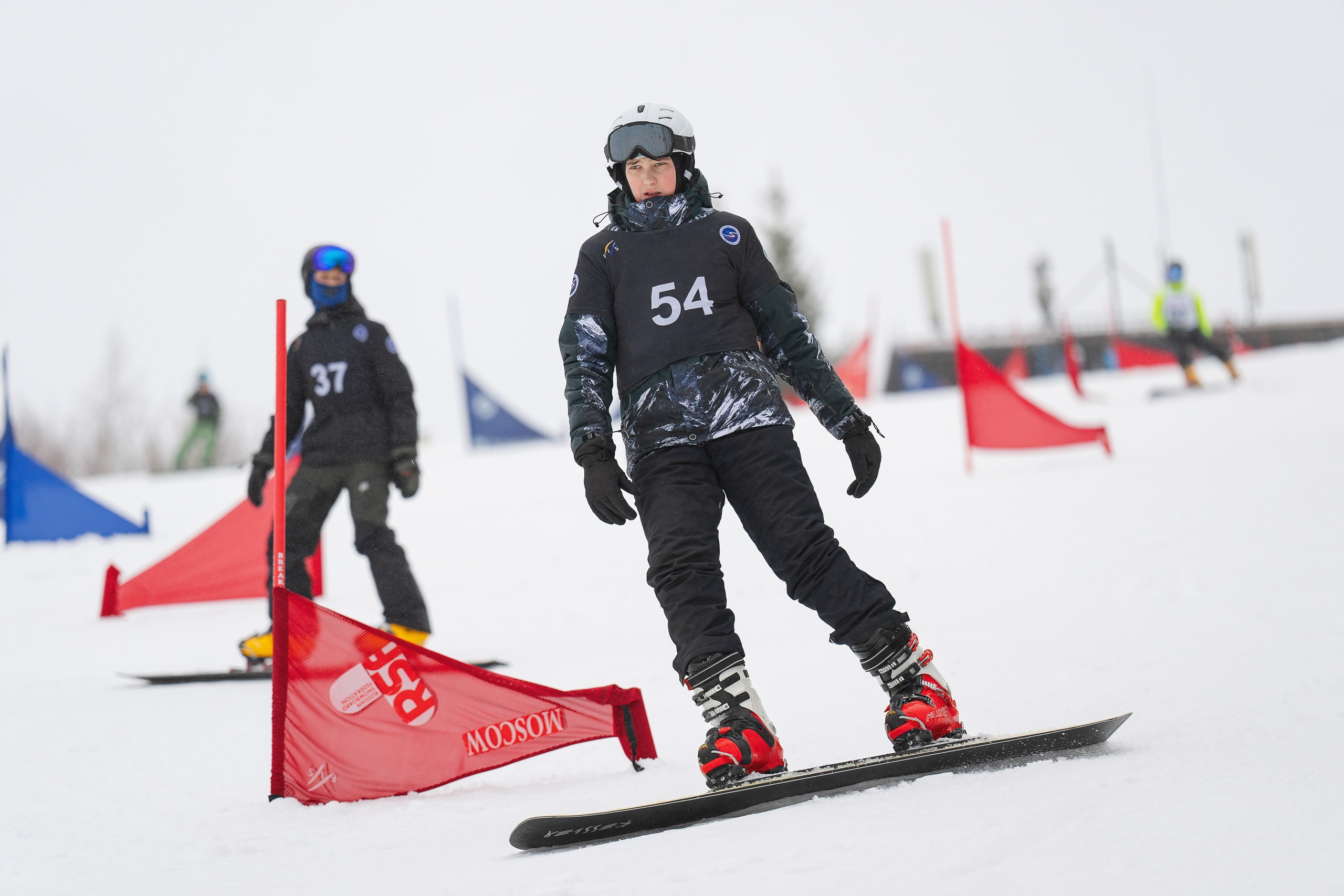 Первенство МУ ДО СШ «Шуколово» по сноуборду PSL. Фотограф Студитский Евгений
