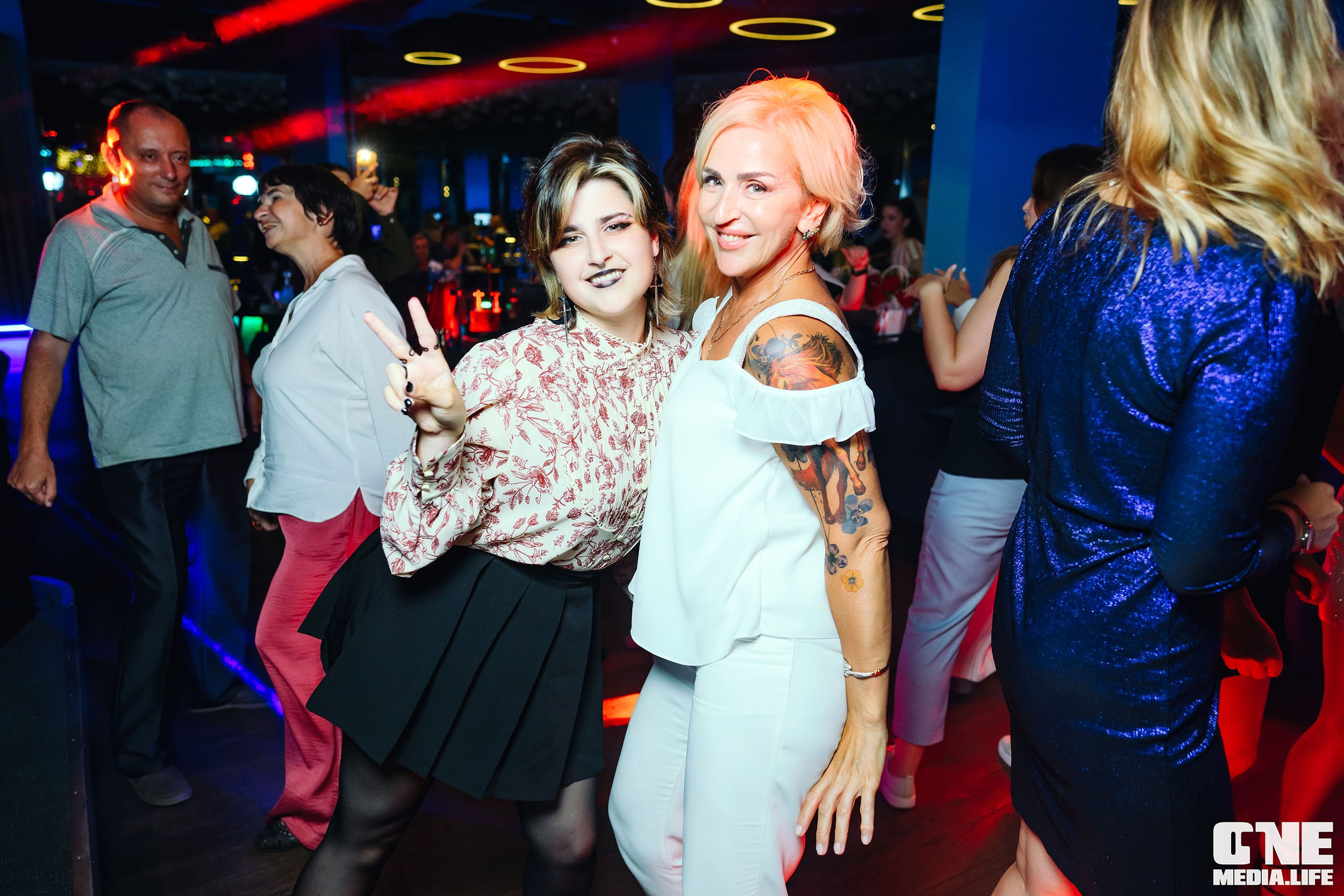 Фоторепортаж с вечеринки в ресторане Океан. One Media Life: фоторепортажи, фотоотчеты с мероприятий и заведений