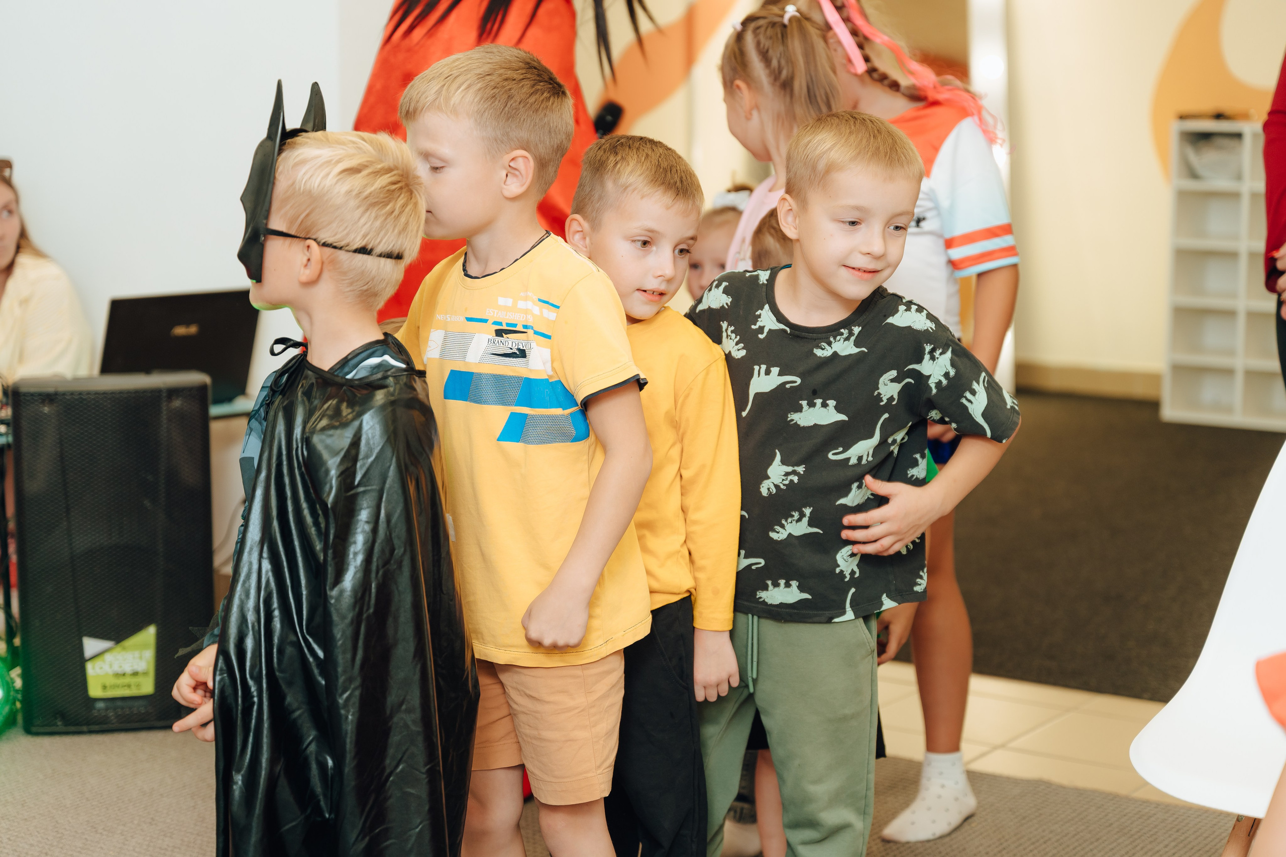 Праздник Льва в Мультифокс. Детский и семейный фотограф Катерина Мишина