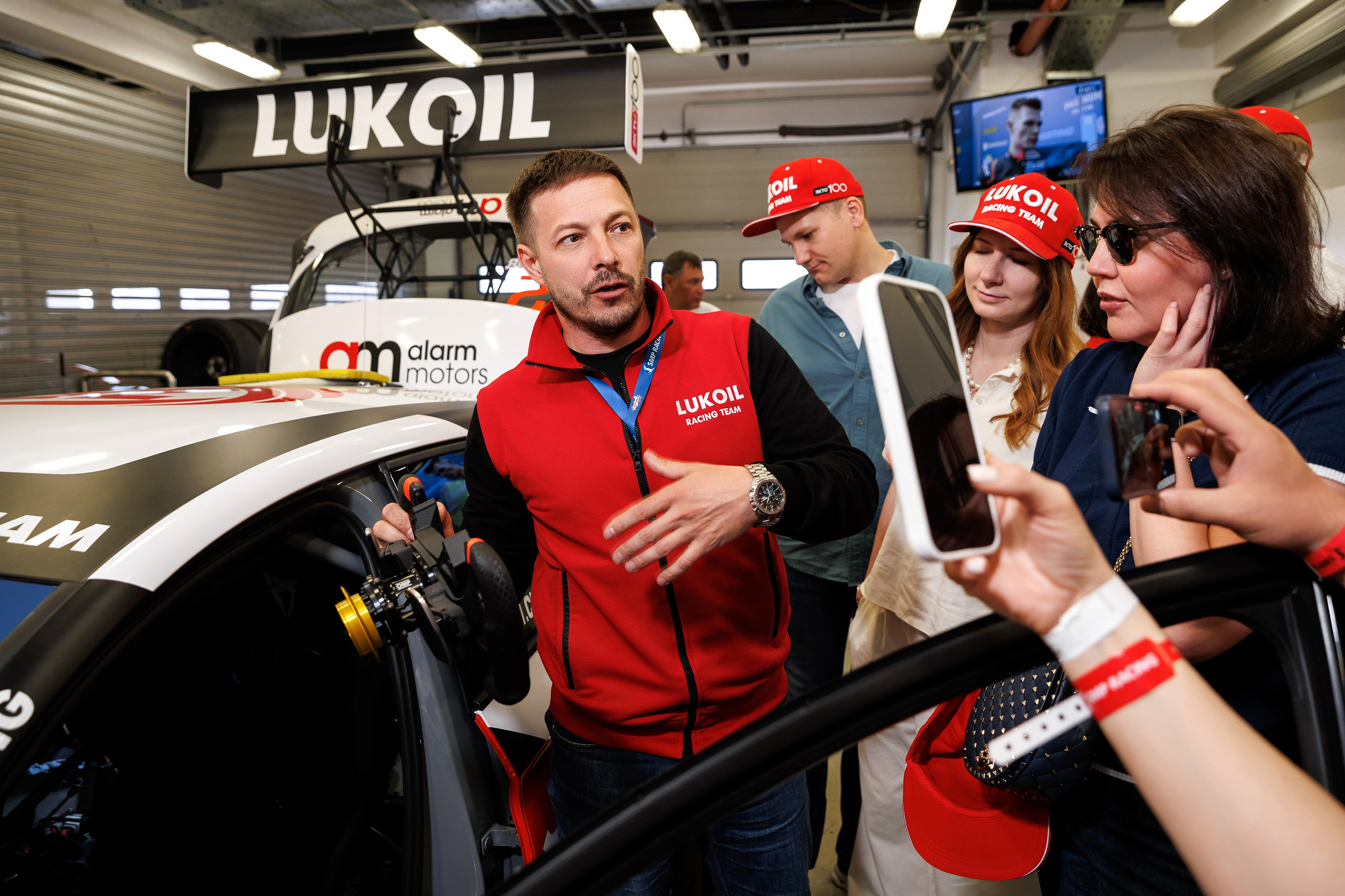MoscowRaceWay. Репортажный Фотограф в Москве Александр Назаров