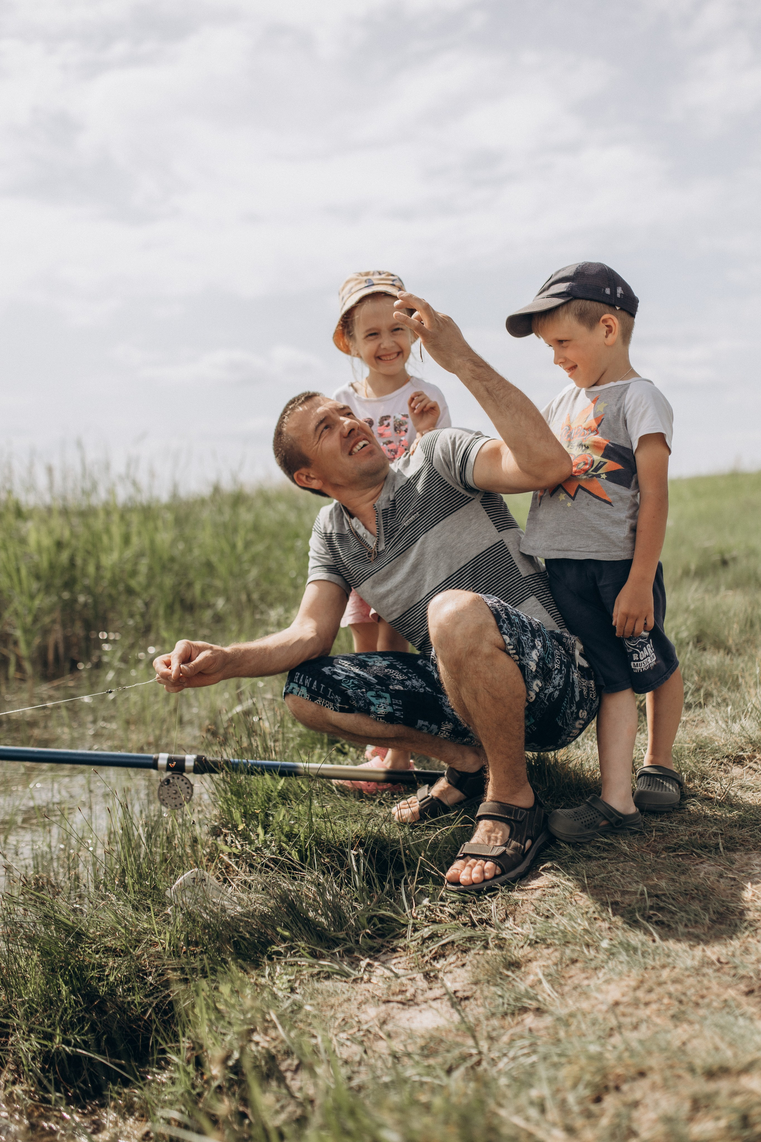 Семейная рыбалка. Семейный фотограф lifestyle в Новосибирске Елена Шпилевая
