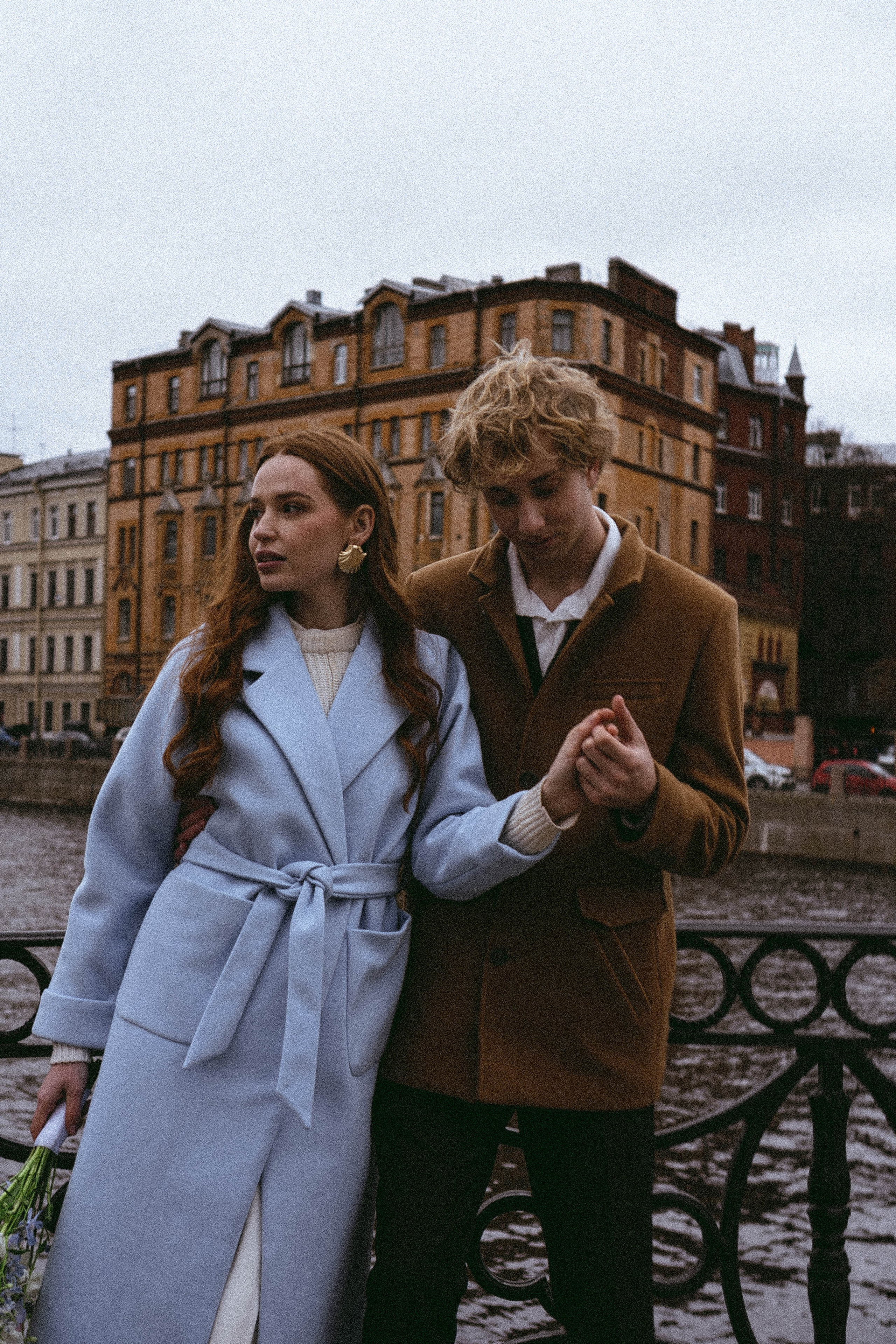 СВАДЕБНАЯ СЬЕМКА В ОТЕЛЕ. СБОРЫ ЖЕНИХА И НЕВЕСТЫ И ТАКЖЕ ТОР И ПОДГОТОВКА К ПРОГУЛКЕ И ПРОГУЛКА ПО ПЕТРОГРАДКЕ. Профессиональный фотограф, Санкт-Петербург — Виктория Богомолова