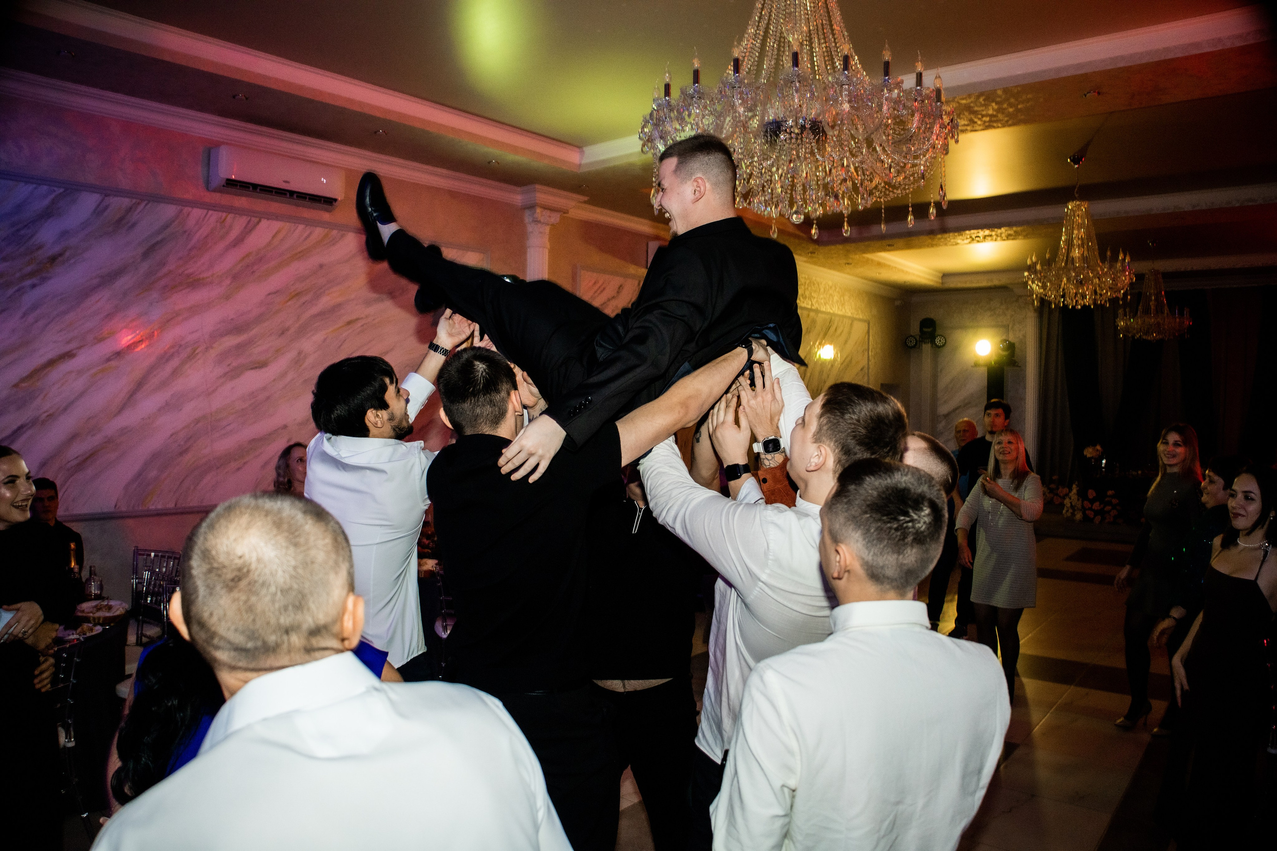 Артем и Вероника — Торжество. Фотограф Надежда Лукьянова