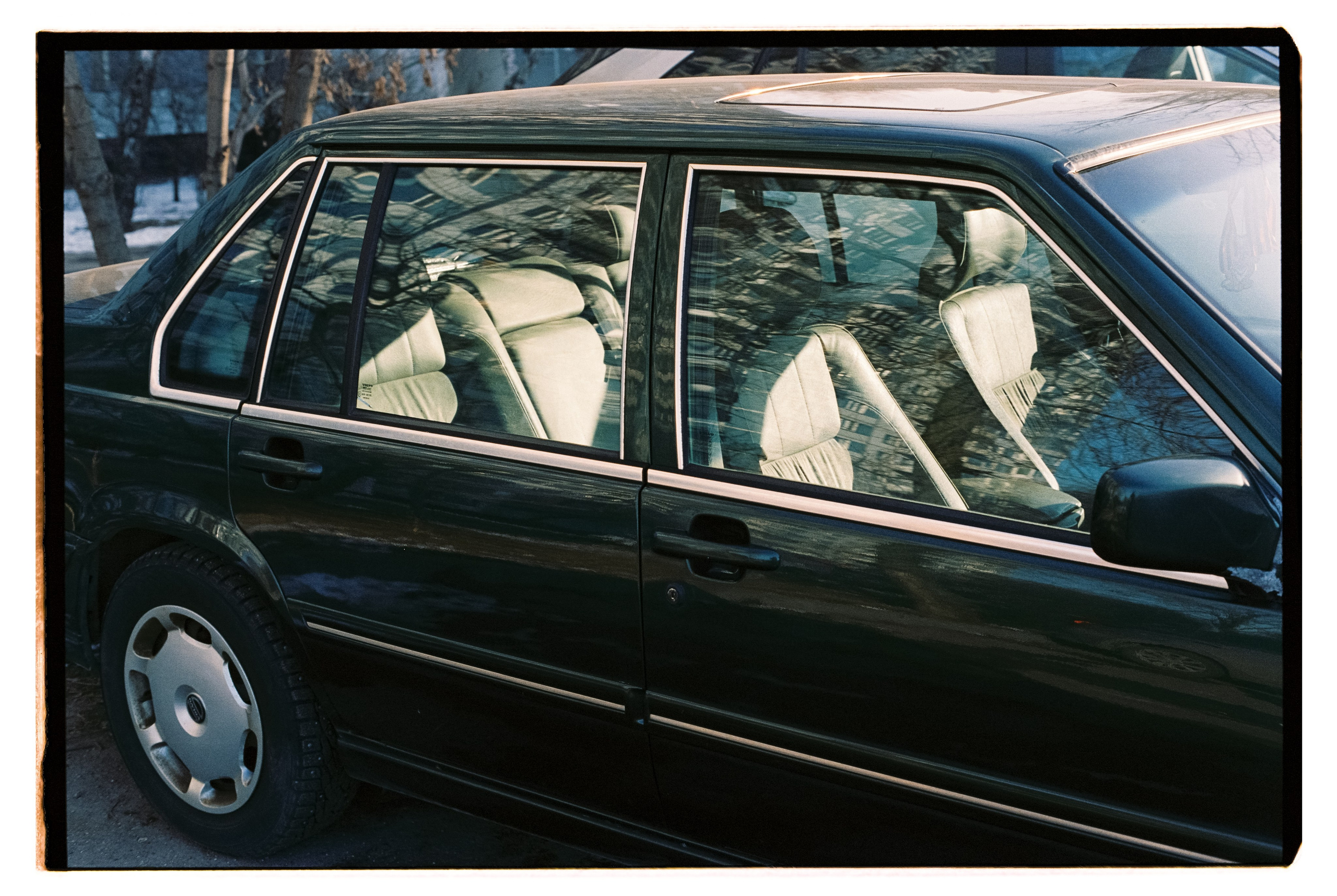 CARS. ANNA — PHOTOGRAPHER