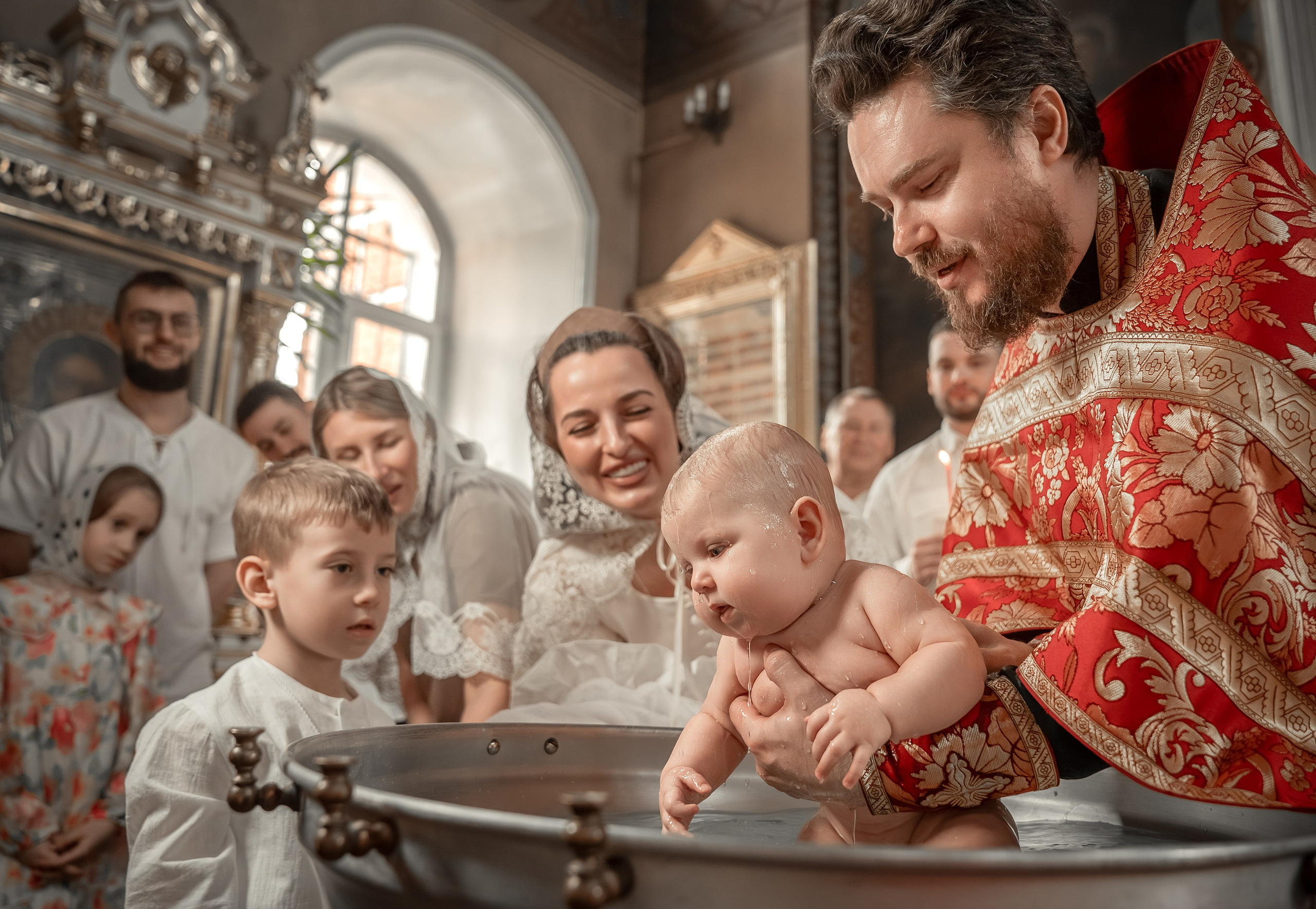 Фото- и видеосъёмка крещения и венчания. Фото- и видеосъёмка крещения и венчания. Фотограф на крещение Москва