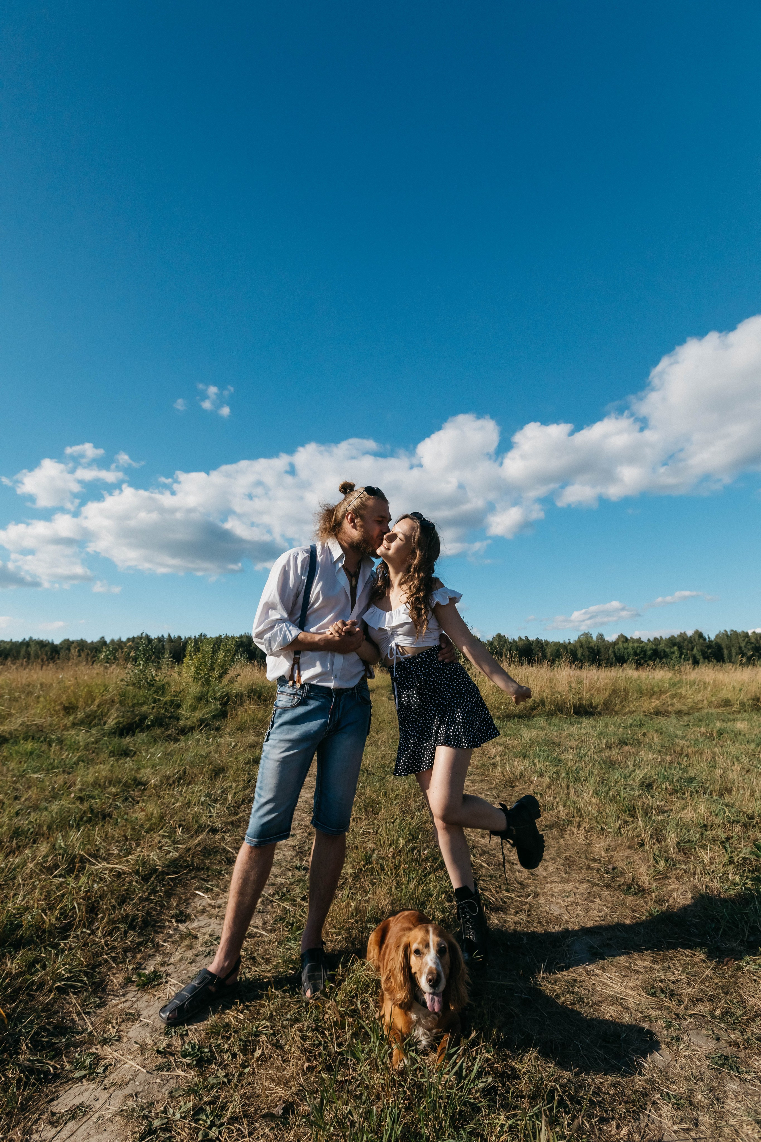 Кристина Владимир и Рада. Главная