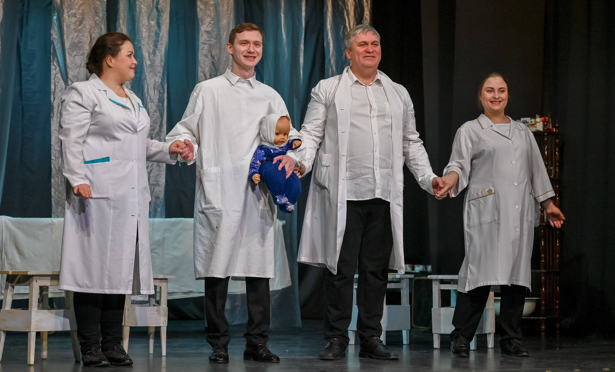 «Записки юного врача» в Театре Артиста 01.03.2024. Репортажный профессиональный фотограф-любитель