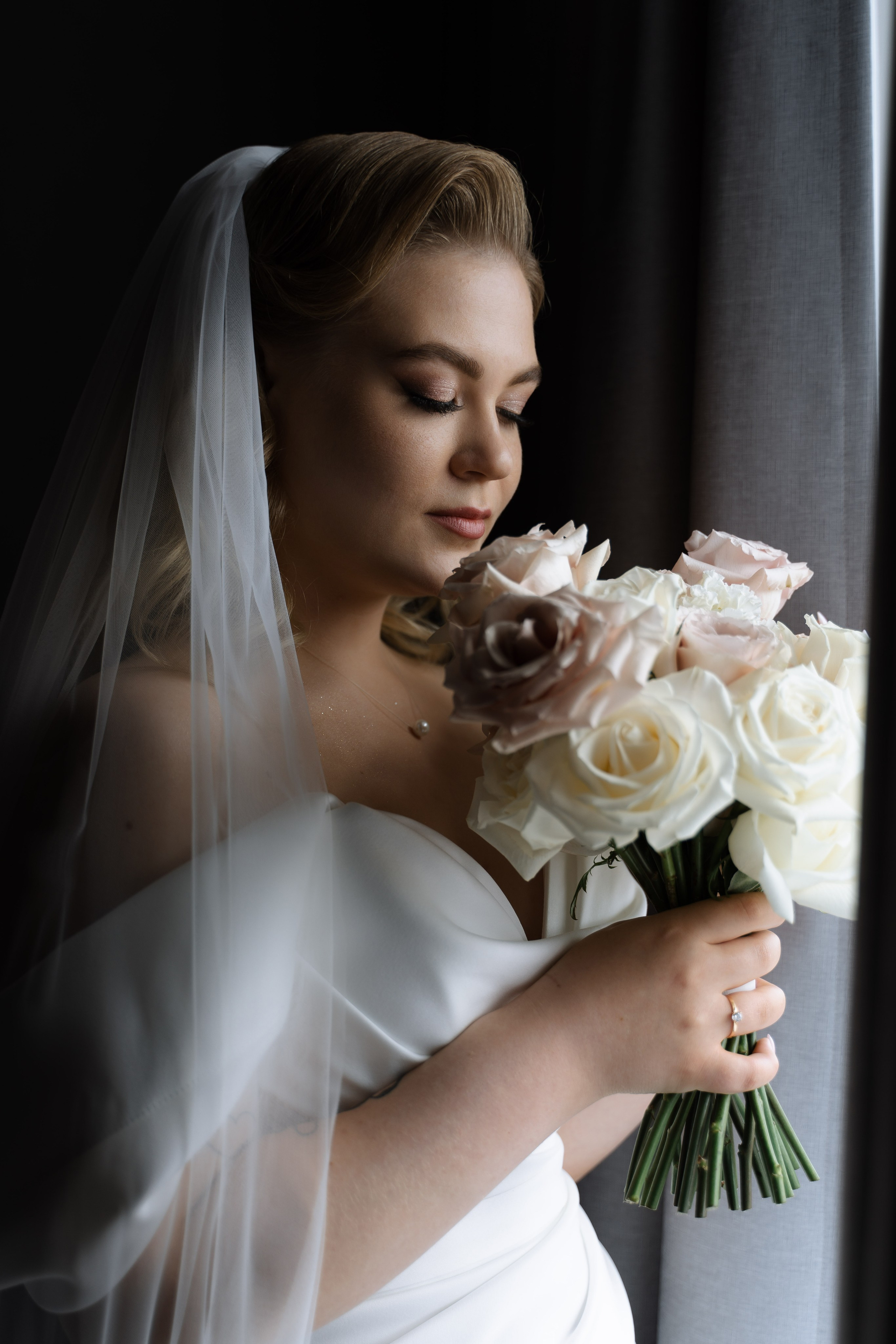 Данил и Евгения. Свадебный фотограф Анастасия Хабарова в Новоуральске и Екатеринбурге