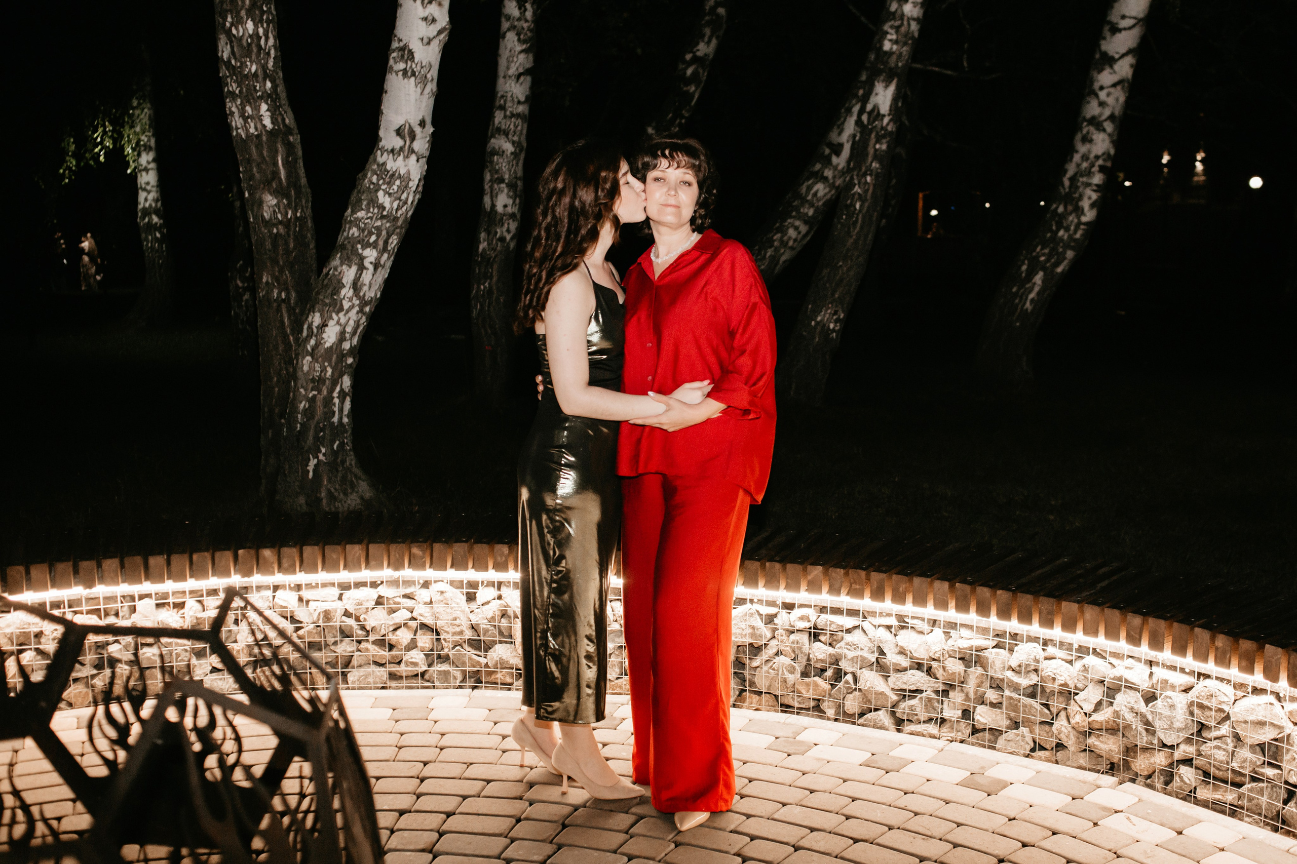 Выпускной 2025 (41 школа) 11 класс. Фотограф в Челябинске Ополихина Анна