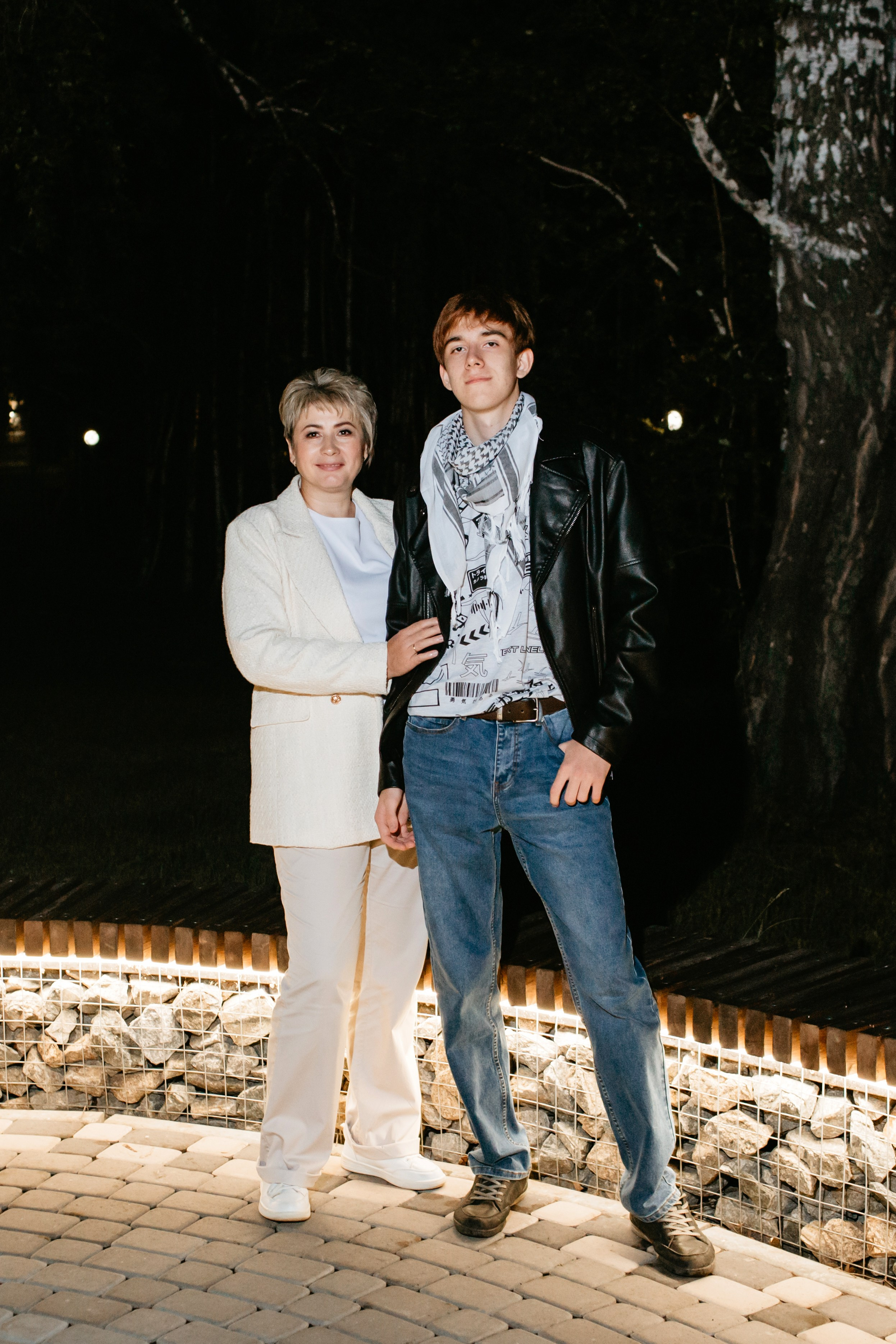 Выпускной 2025 (41 школа) 11 класс. Фотограф в Челябинске Ополихина Анна