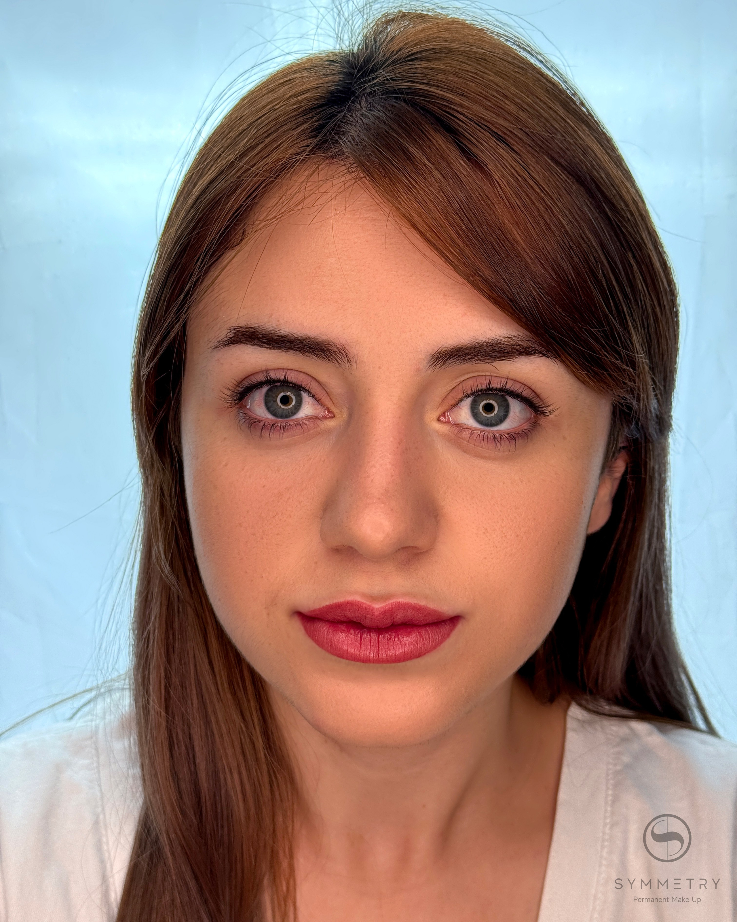 Лена. Студия перманентного макияжа, косметологии и массажа SYMMETRY в Москве, м. Киевская