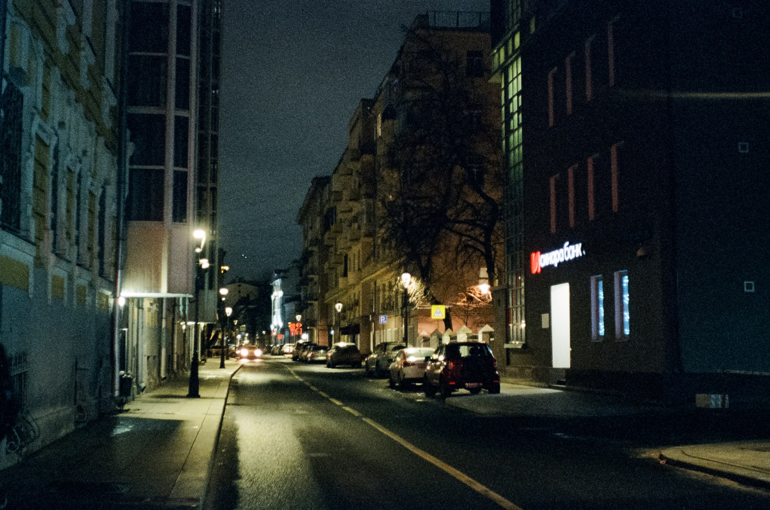 Zeiss Ikon Contessa — Zeiss-Opton Tessar T 45 mm f/2.8 / Wonder 500T (Kodak Vision 3 500T) @ISO 800