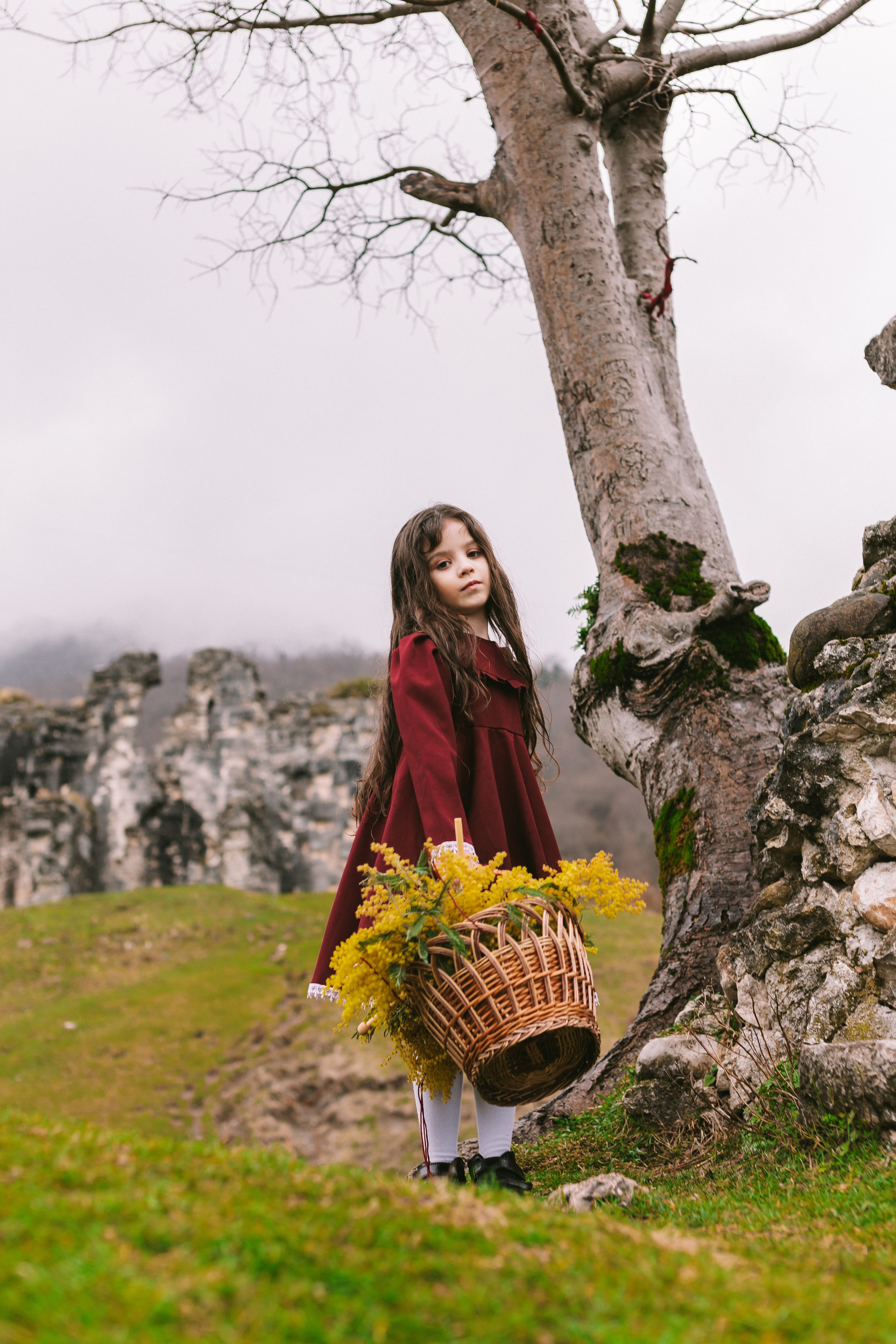 Девочка в горах. Семейный и художественный фотограф в Тюмени Юлия Логинова