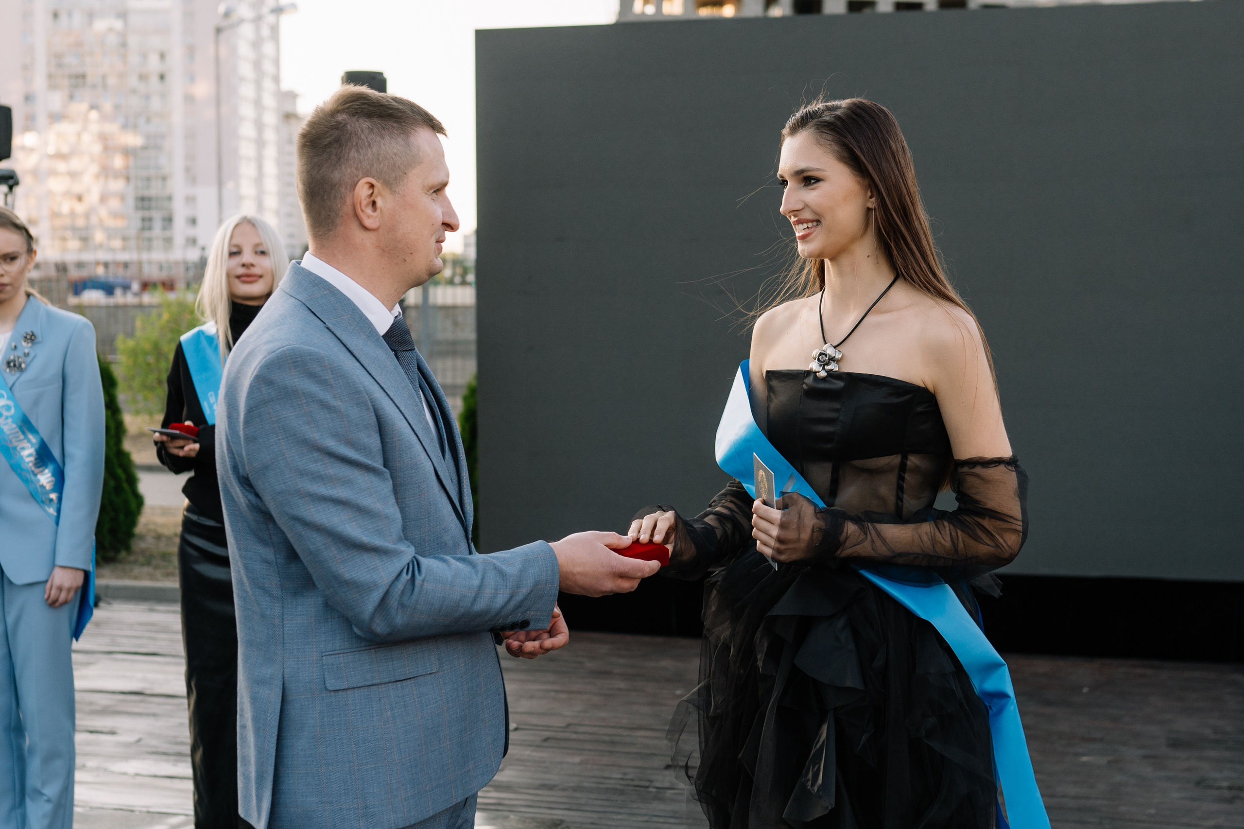 Выпускной 61 школа