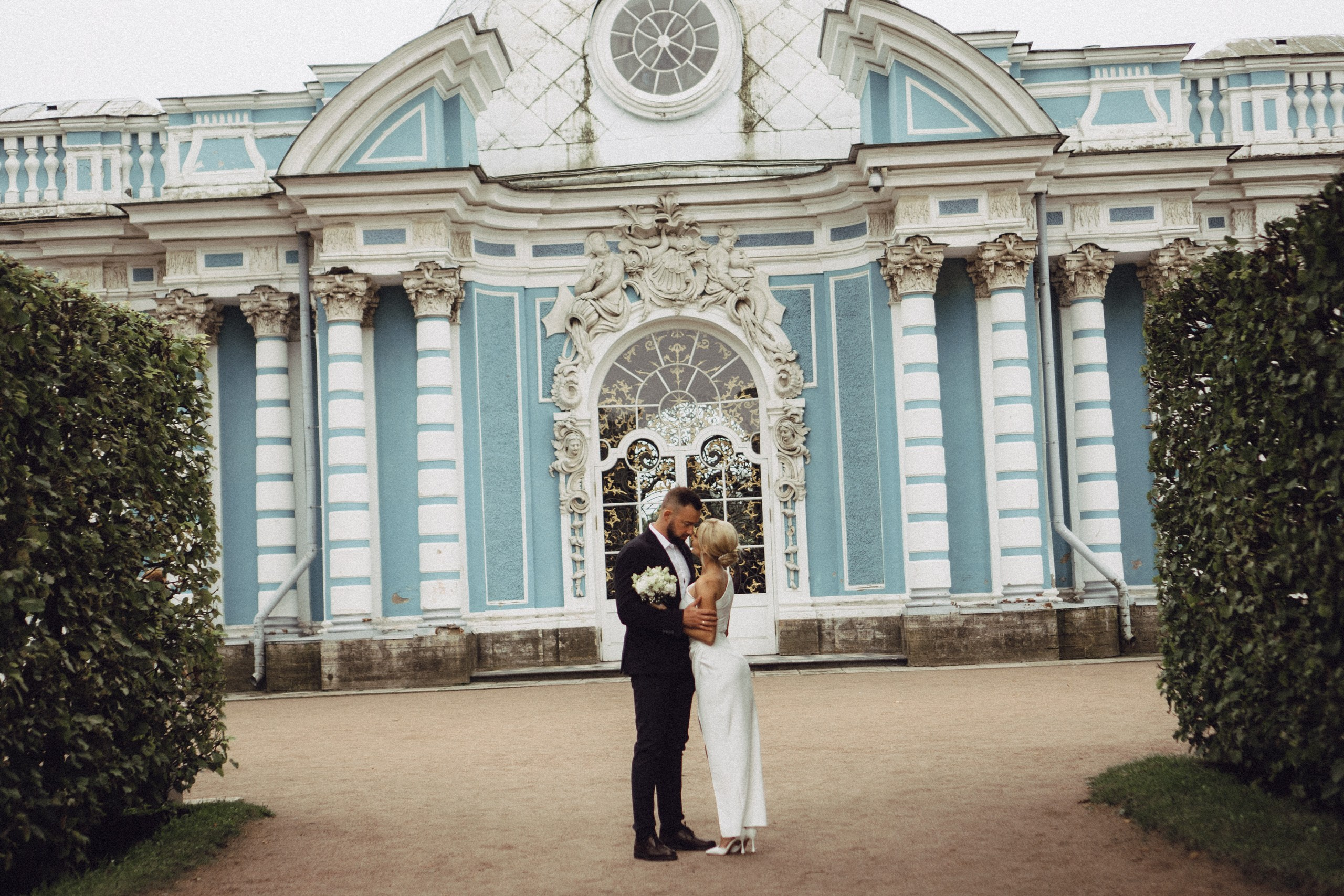 СВАДЕБНАЯ ИСТОРИЯ В ГОРОДЕ ПУШКИН ВОЗЛЕ ЕКАТЕРИНИНСКОГО ДВОРЦА И В ПАРКЕ. Профессиональный фотограф, Санкт-Петербург — Виктория Богомолова