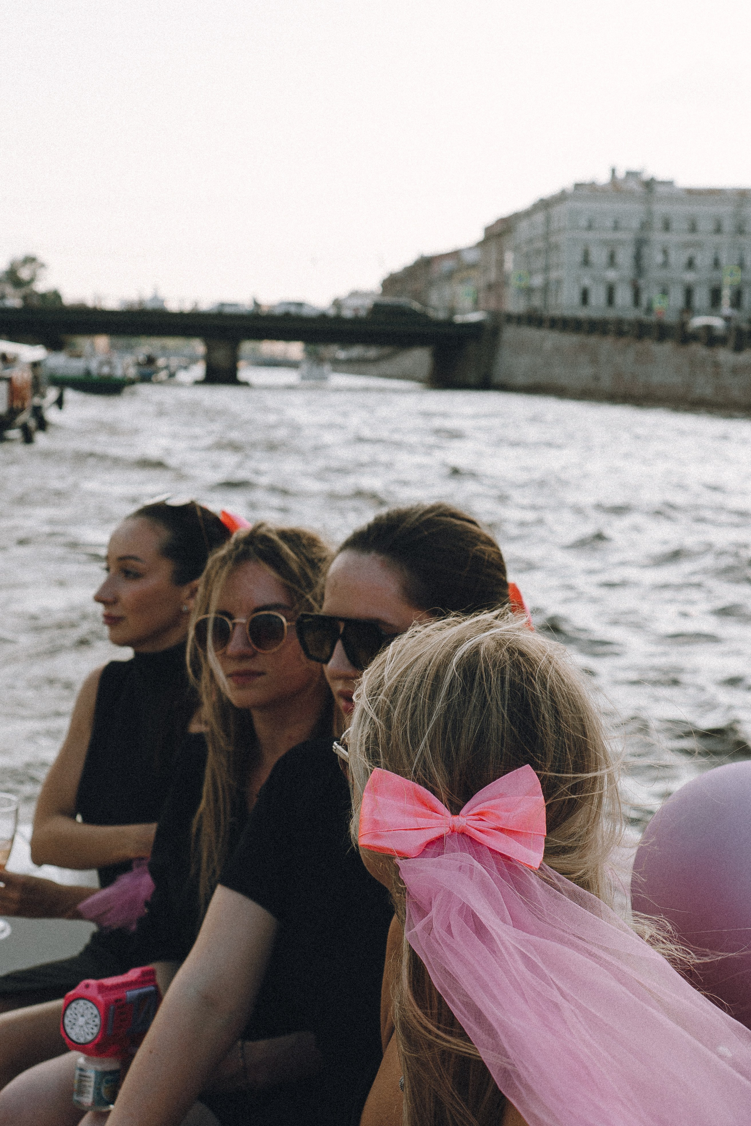 ДЕВИЧНИК НА КАТЕРЕ. Профессиональный фотограф, Санкт-Петербург — Виктория Богомолова