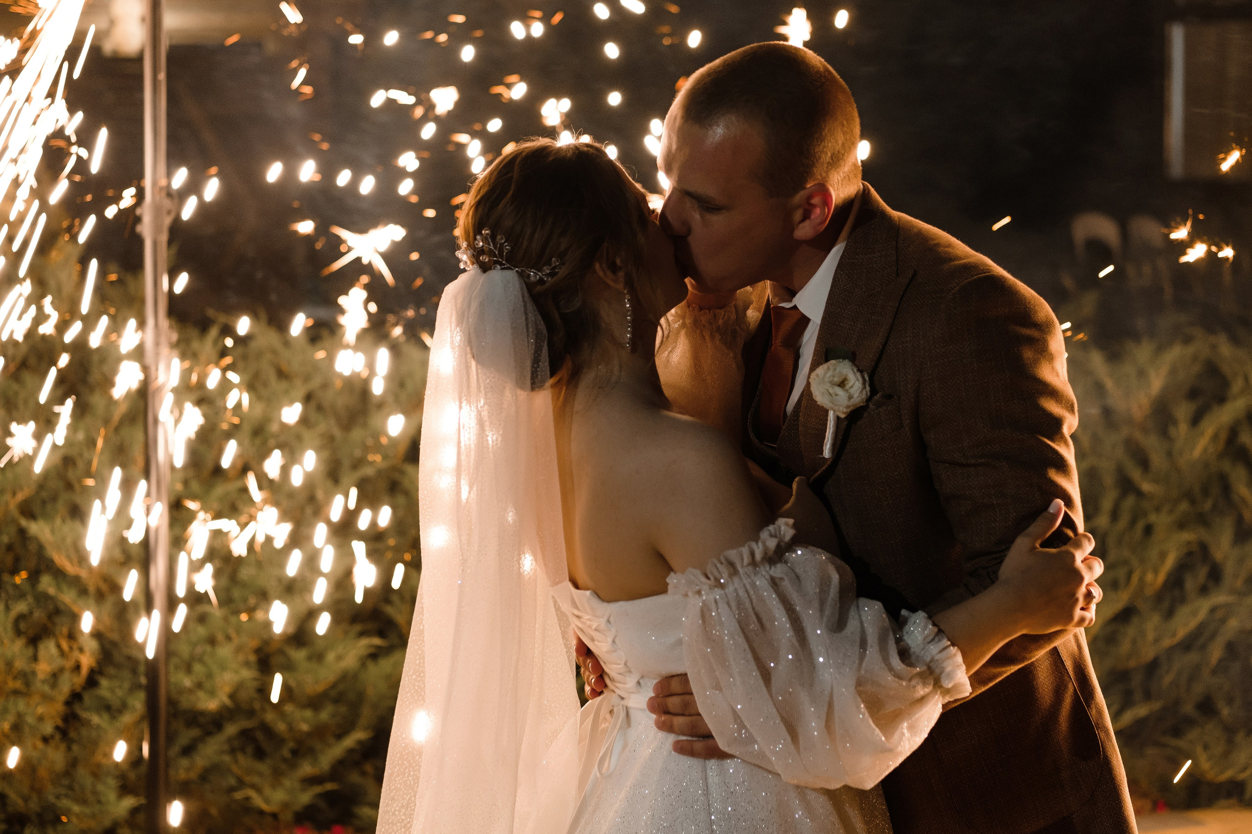 Максим и Дарья. Свадебный фотограф | репортаж | праздники | крещение