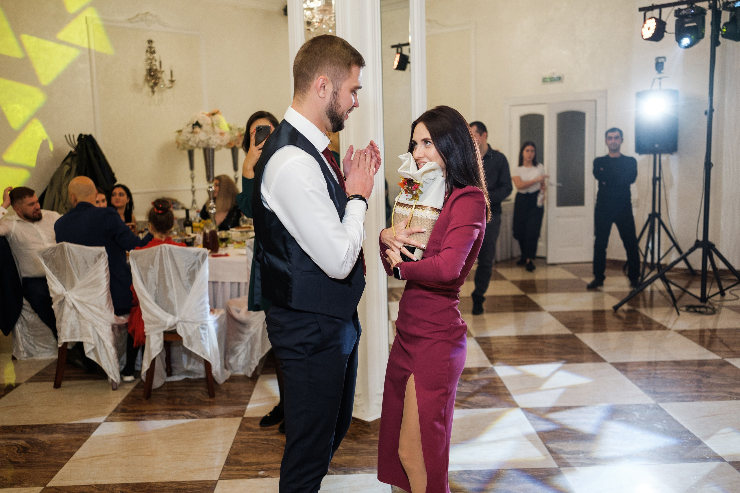 Александр и Лариса. Свадебный фотограф | репортаж | праздники | крещение